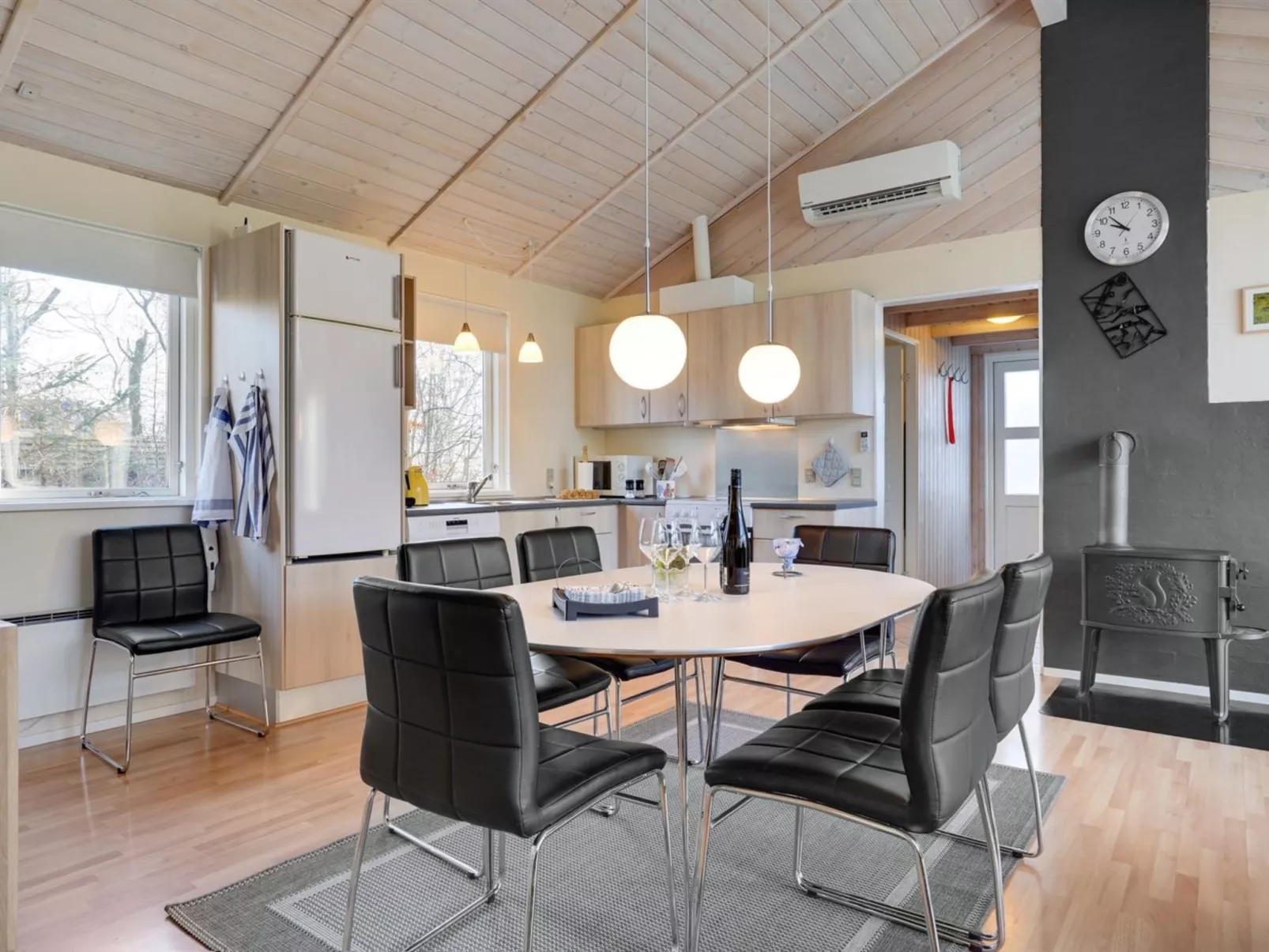 "Razmo" - 300m from the sea-Binnen