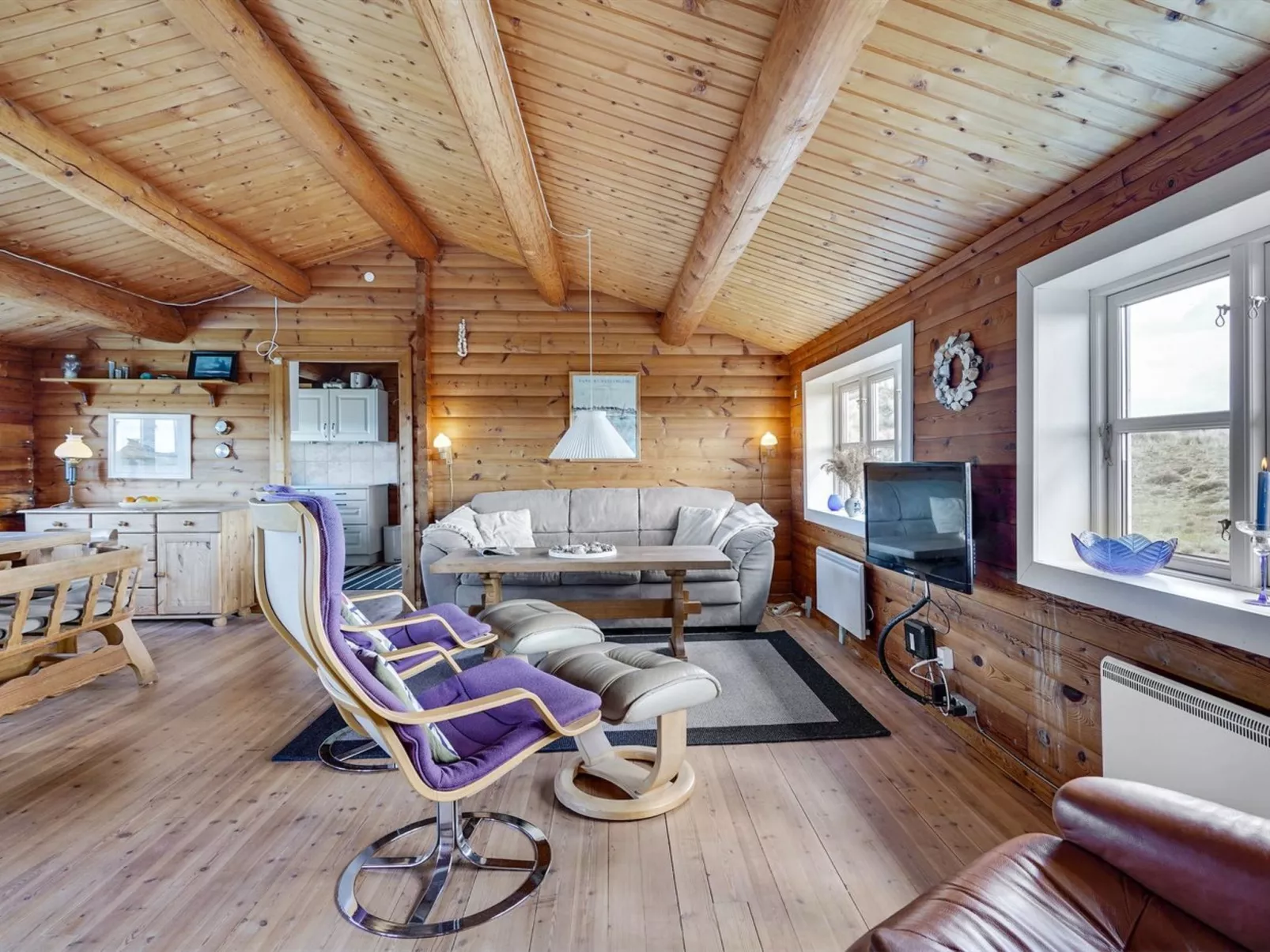 "Anton" - 1.5km from the sea-Binnen