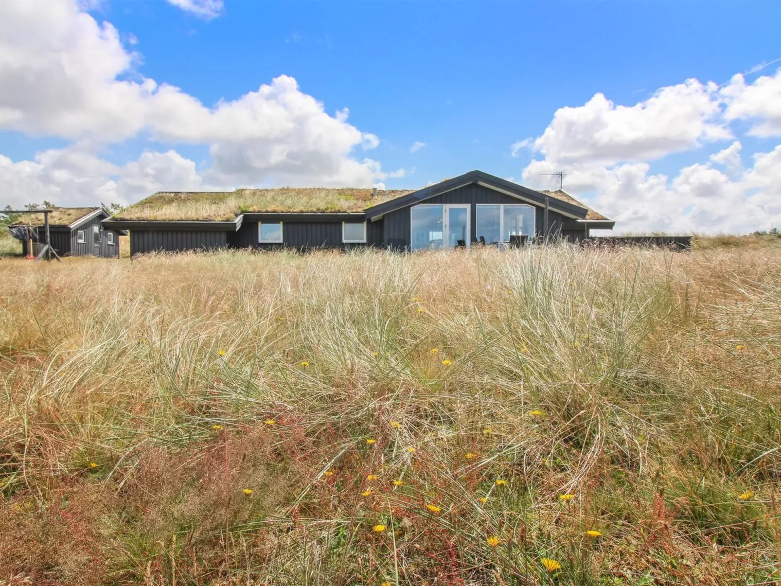 "Edyta" - 400m from the sea-Buiten