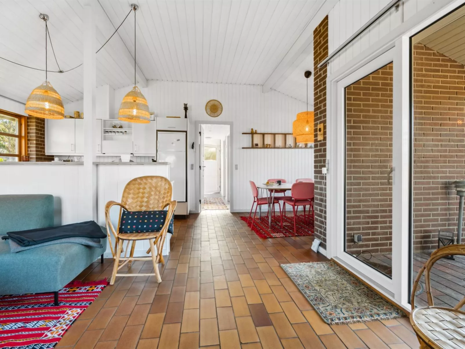 "Aurelie" - 800m from the sea-Binnen