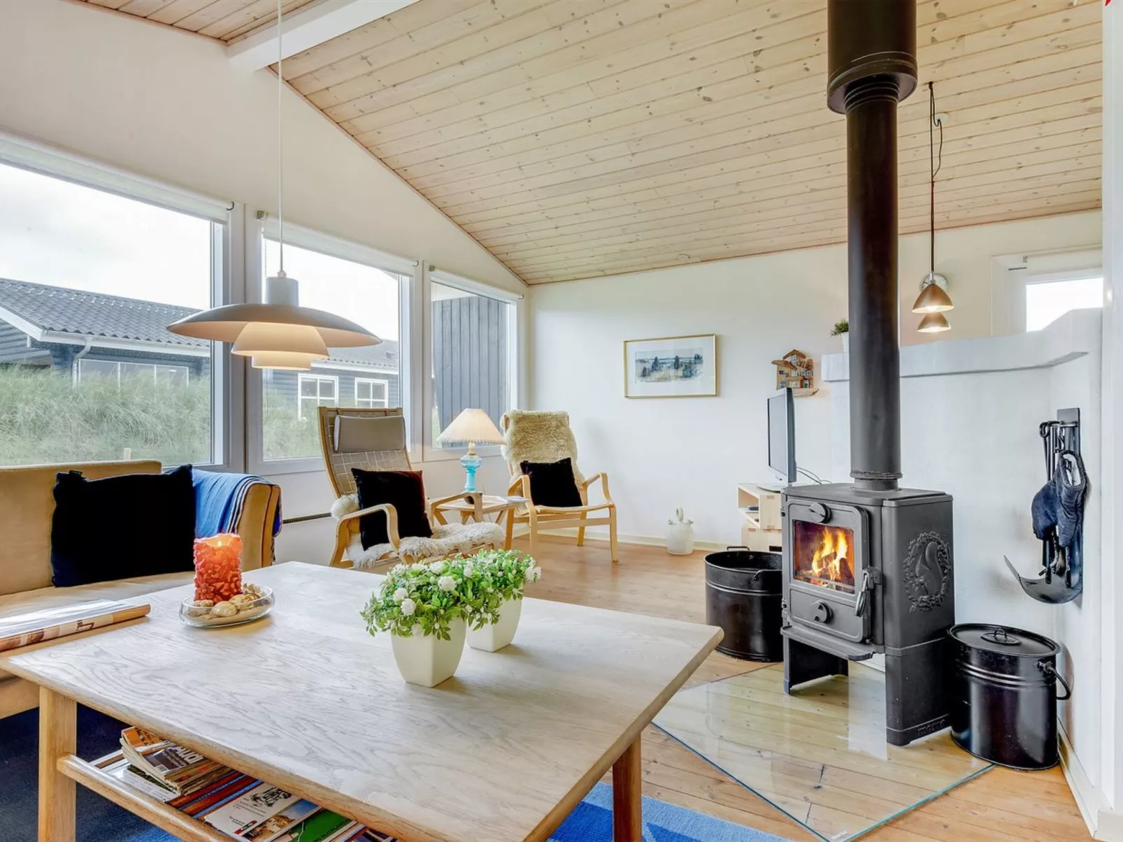 "Galena" - 100m from the sea-Binnen