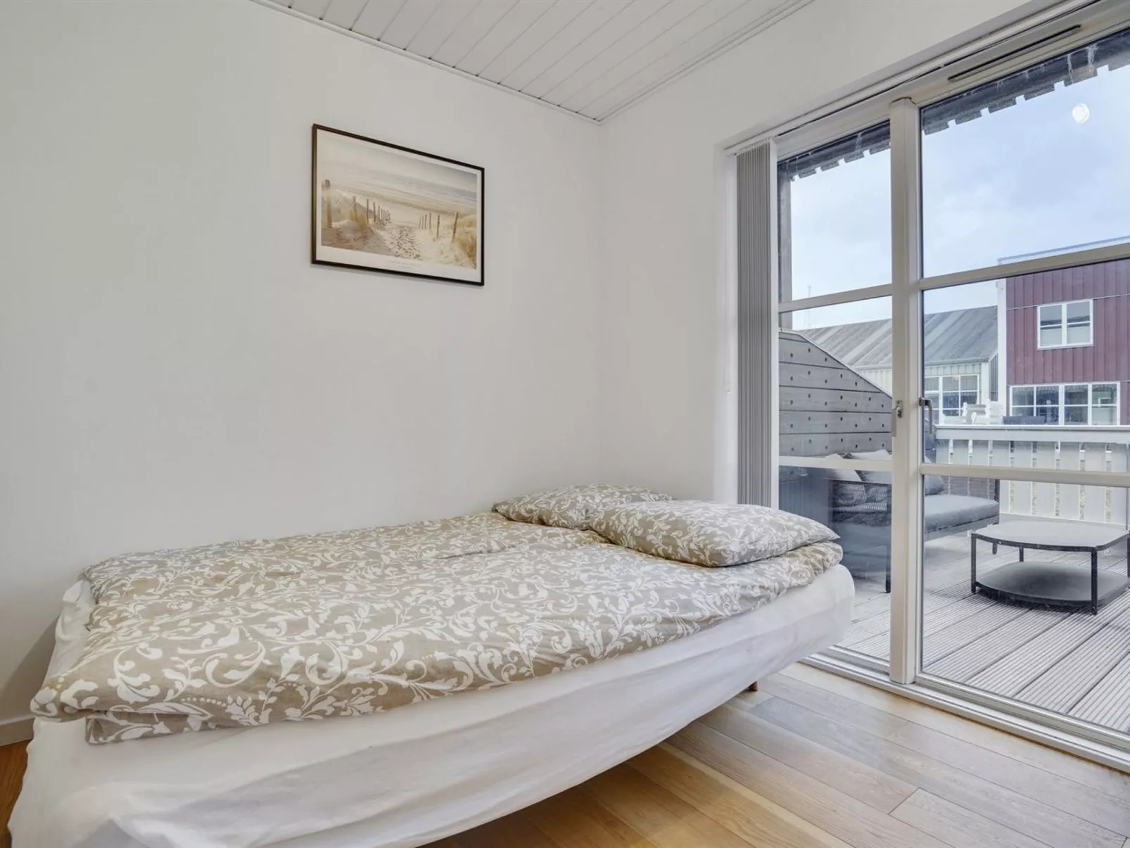 "Venild" - 5m from the sea-Binnen