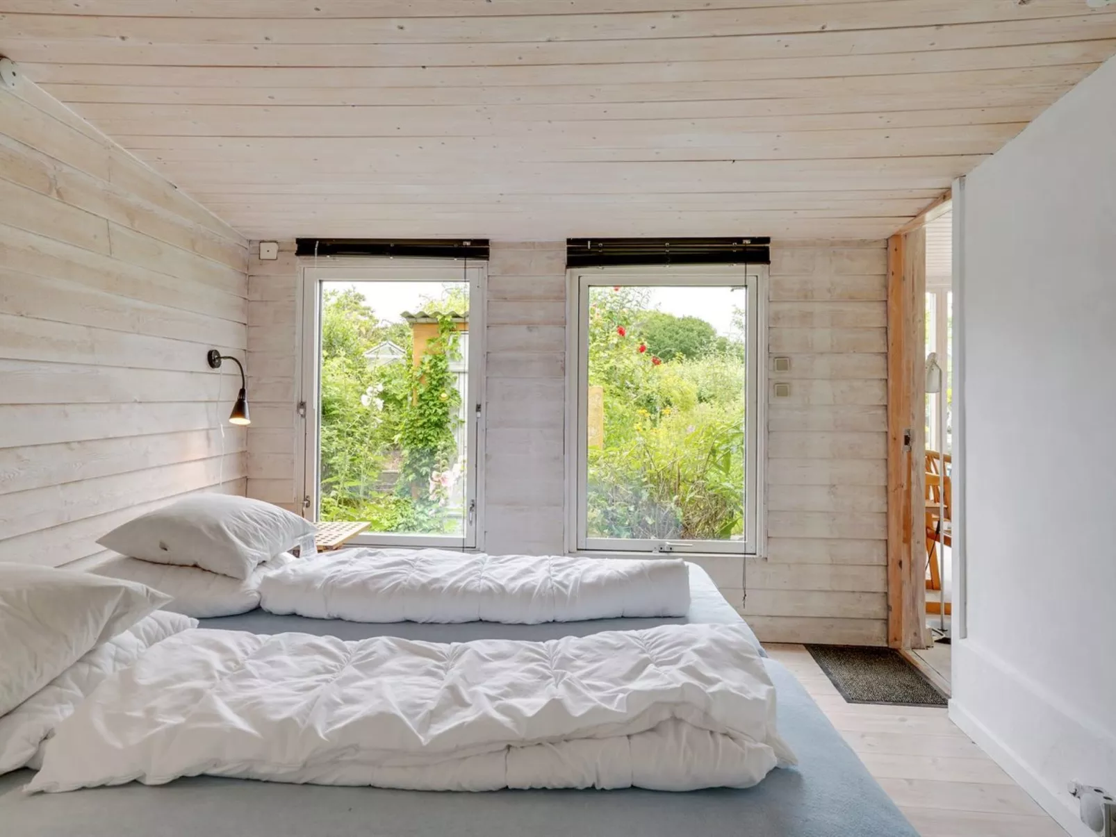 "Gytta" - 1km from the sea-Binnen