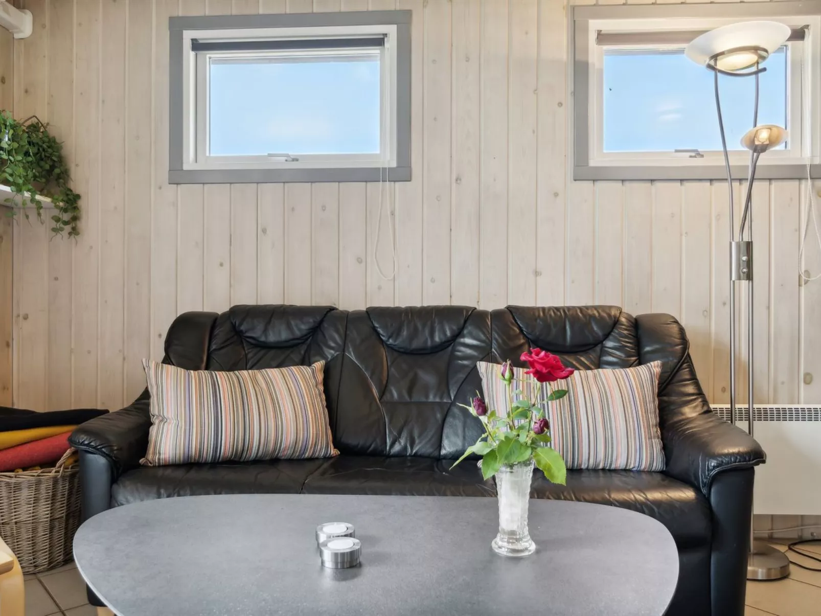 "Erlinda" - 3.1km from the sea-Binnen