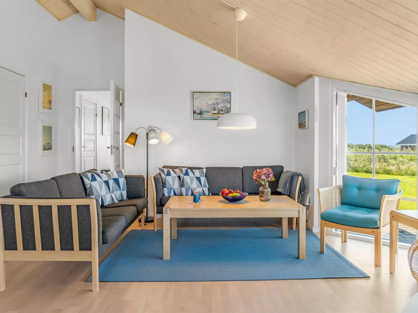 "Anya" - 650m from the sea-Binnen