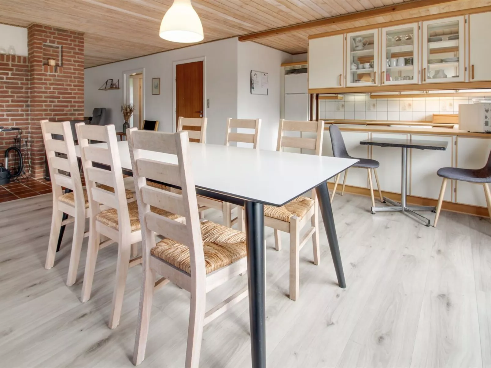 "Solmaz" - 3.5km from the sea-Binnen