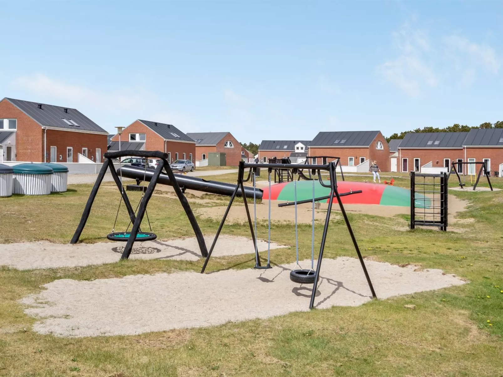 "Mariam" - 2.3km from the sea-Binnen