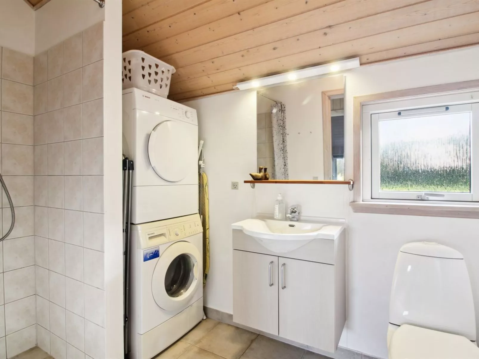 "Synnöve" - 550m from the sea-Binnen