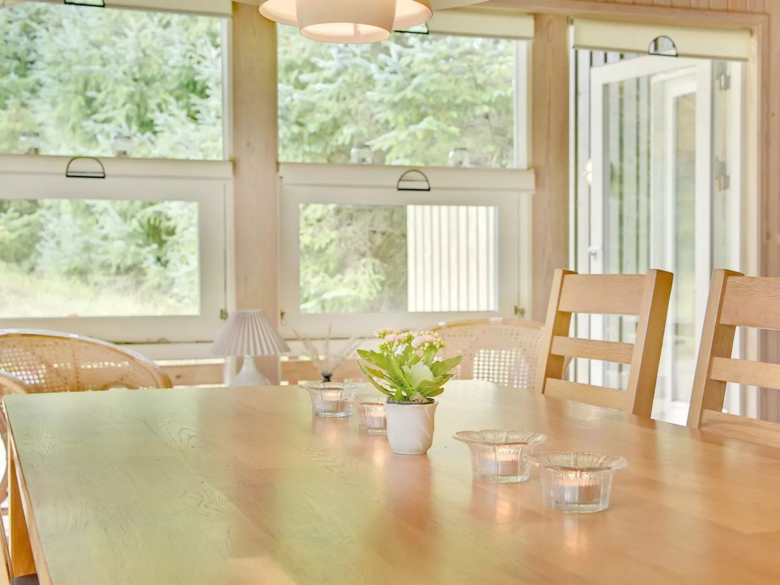 "Editt" - 2km from the sea-Binnen