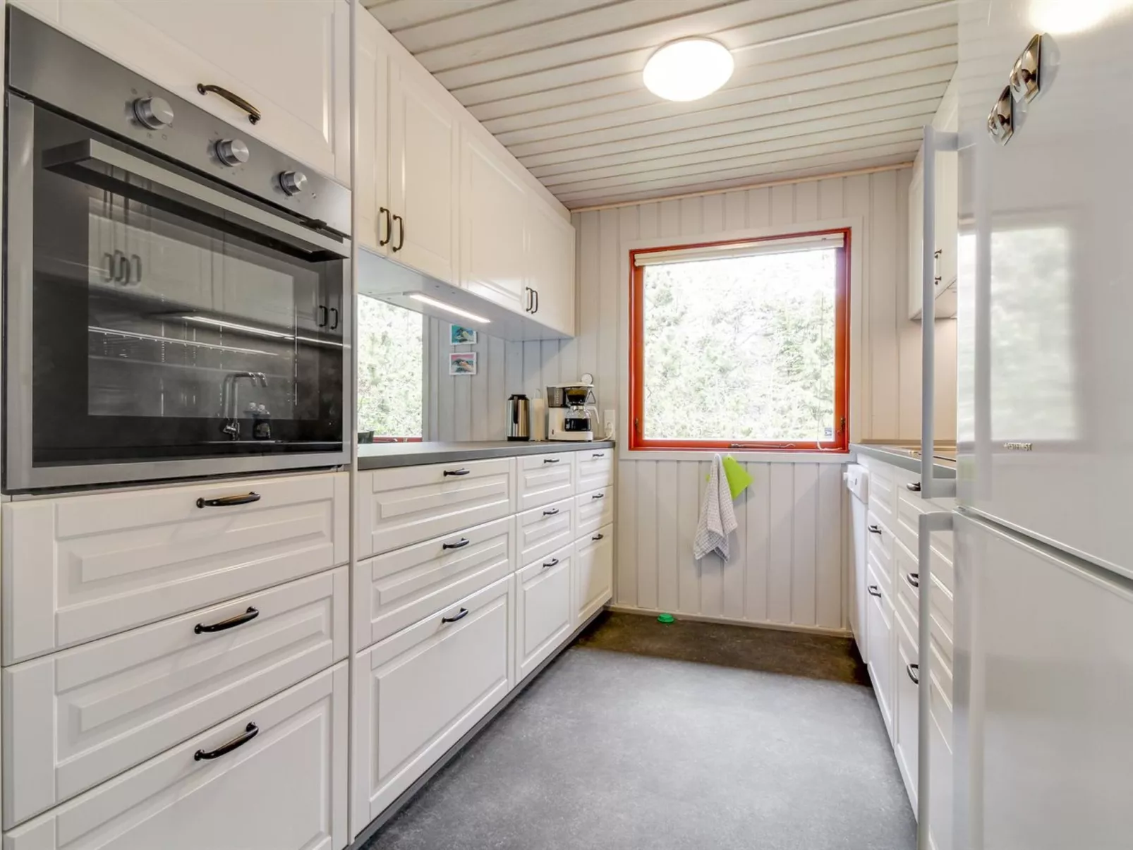 "Eliane" - 4km from the sea-Binnen