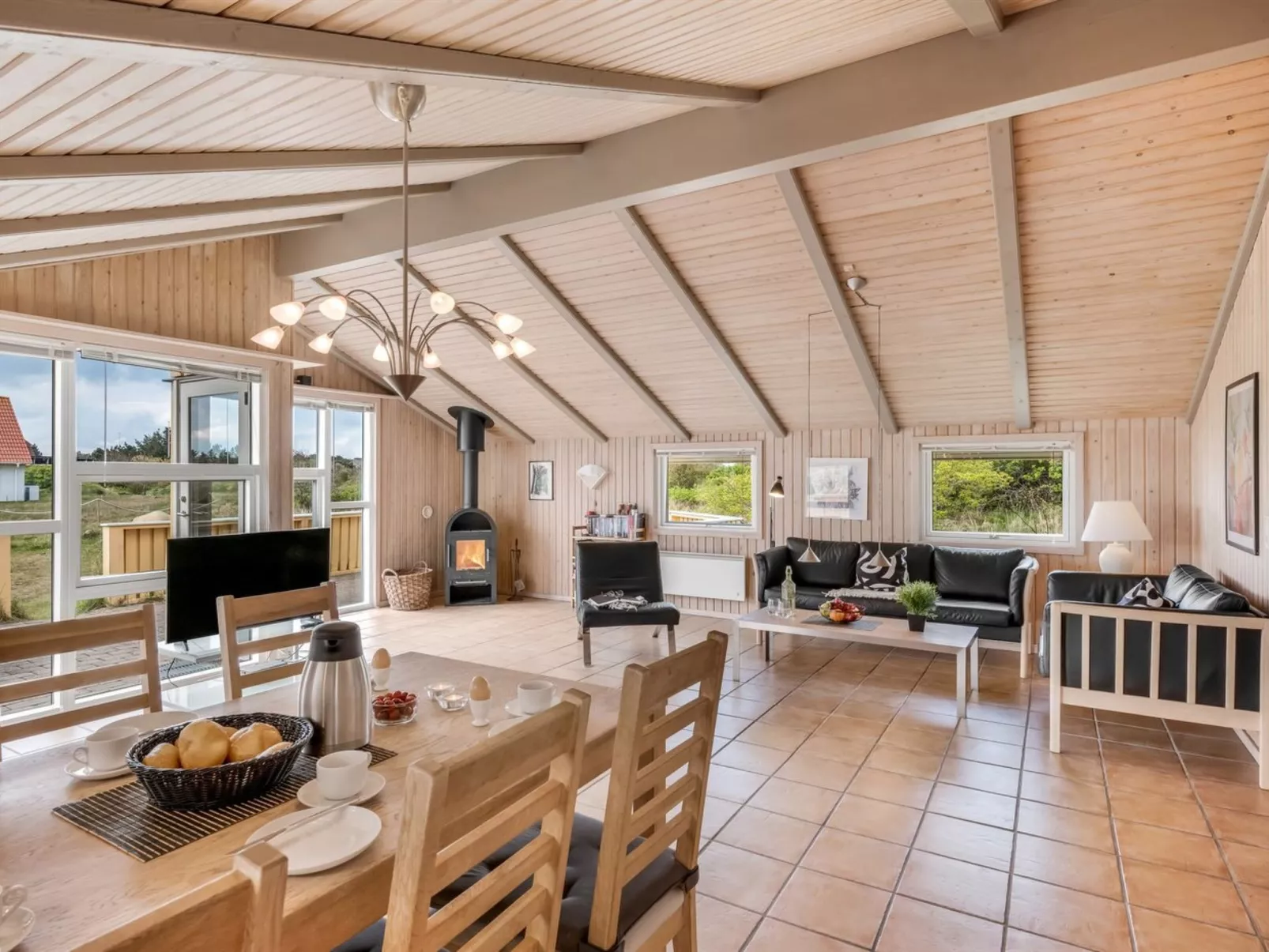 "Skev" - 200m to the fjord-Binnen