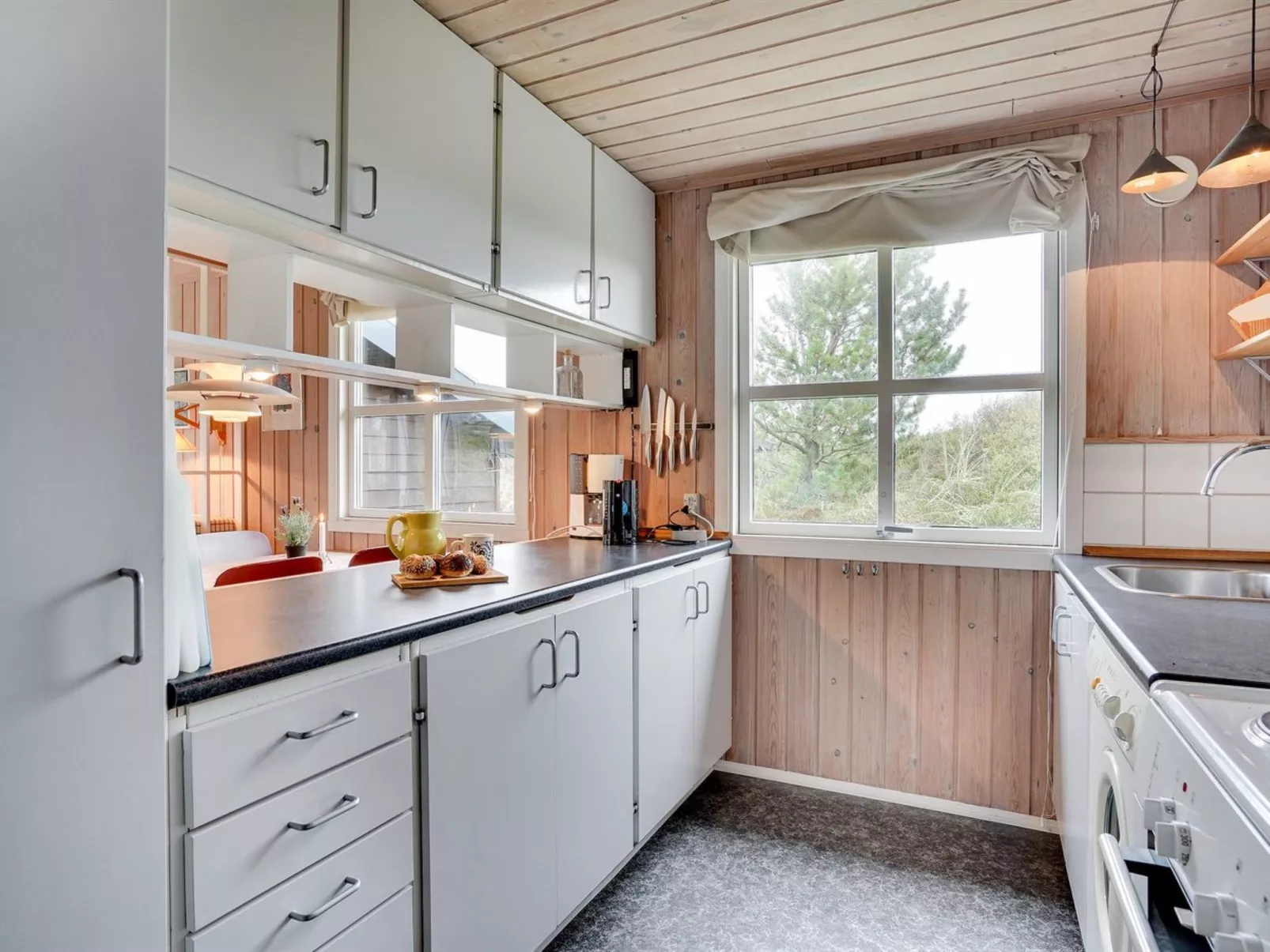 "Asina" - 400m from the sea-Binnen