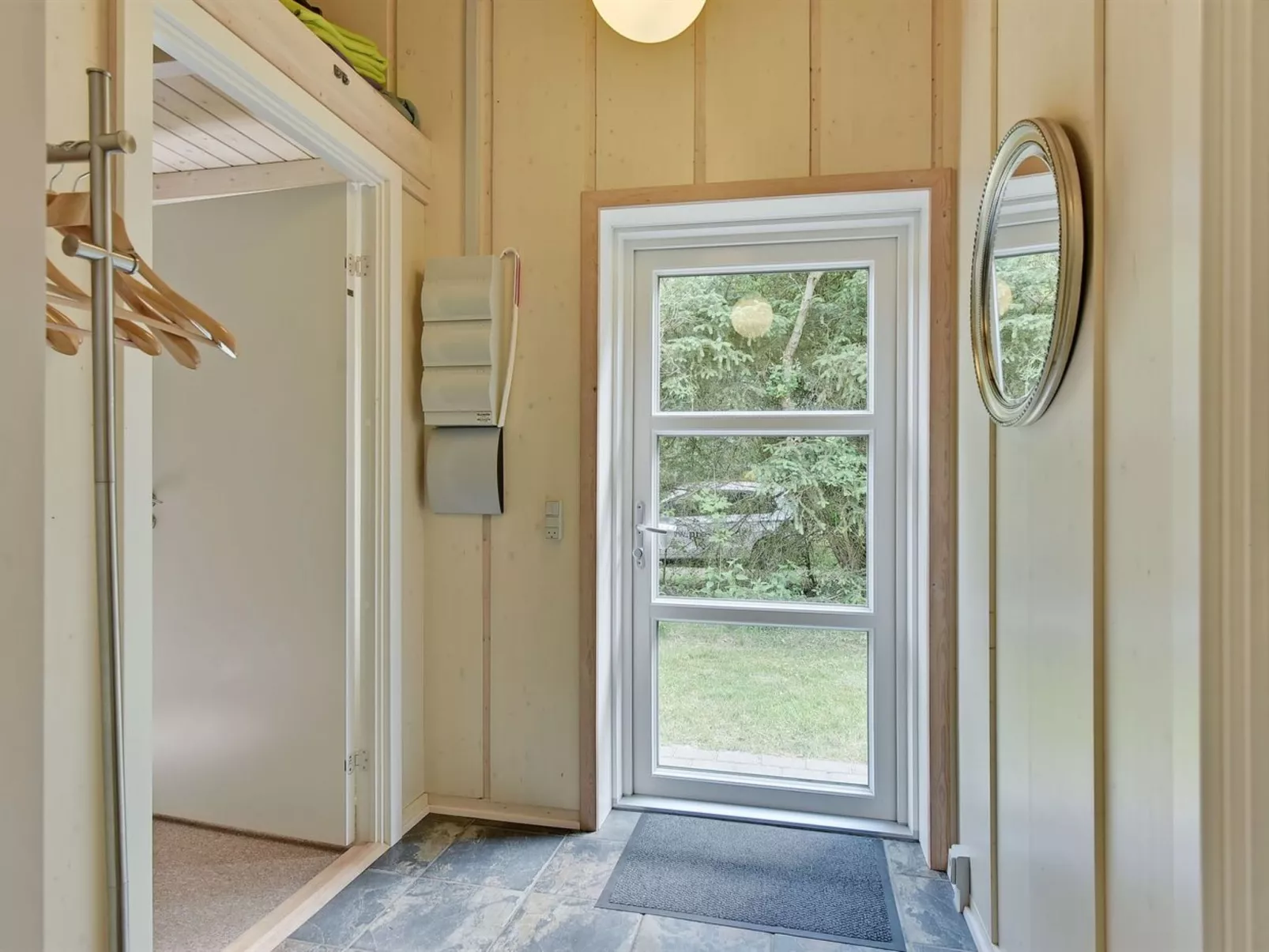 "Gundel" - 400m from the sea-Binnen