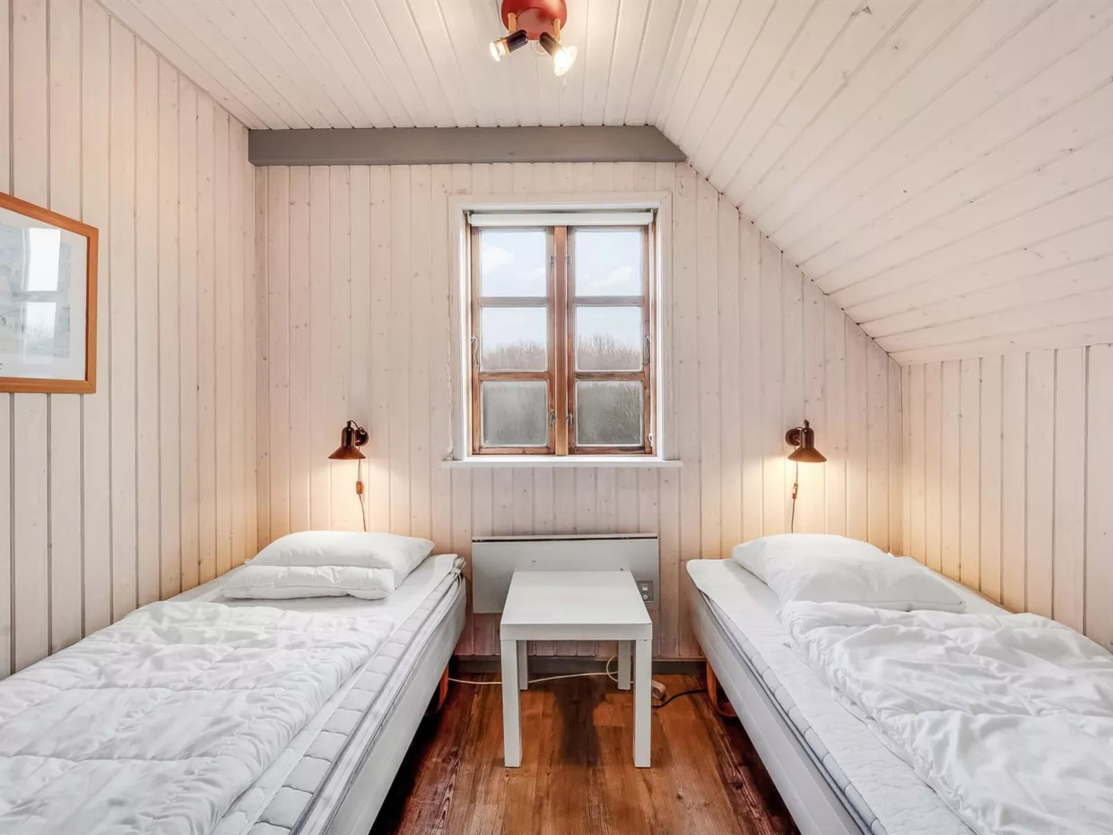 "Vangja" - 700m to the fjord-Binnen