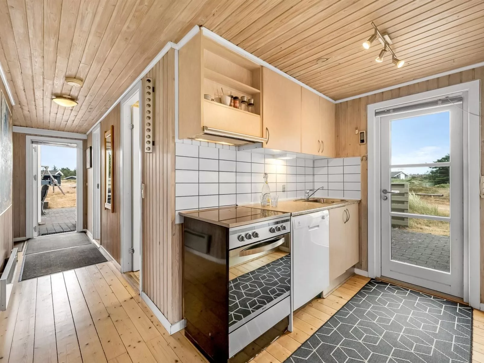 "Drifa" - 600m from the sea-Binnen