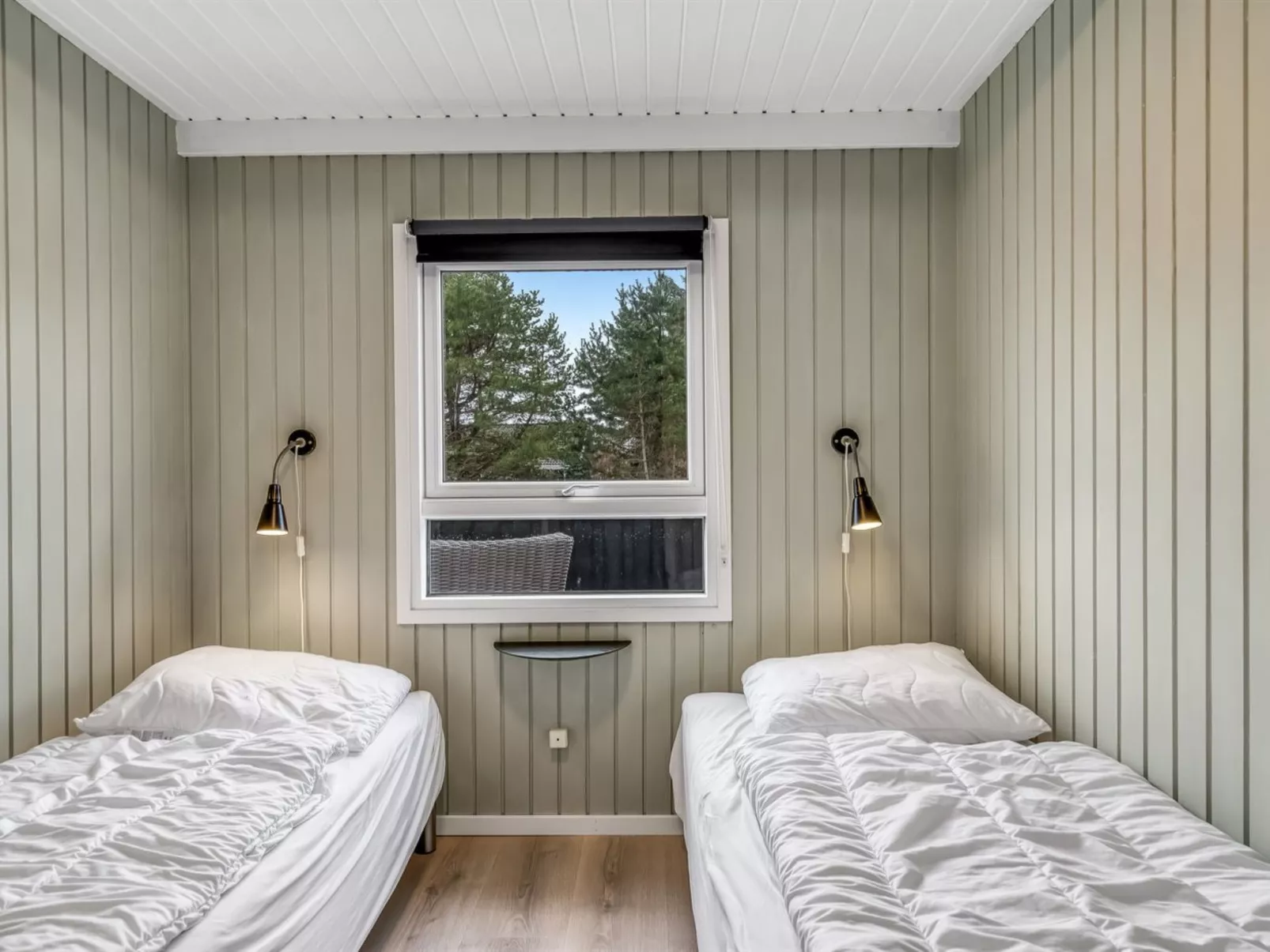 "Blondine" - 940m from the sea-Binnen