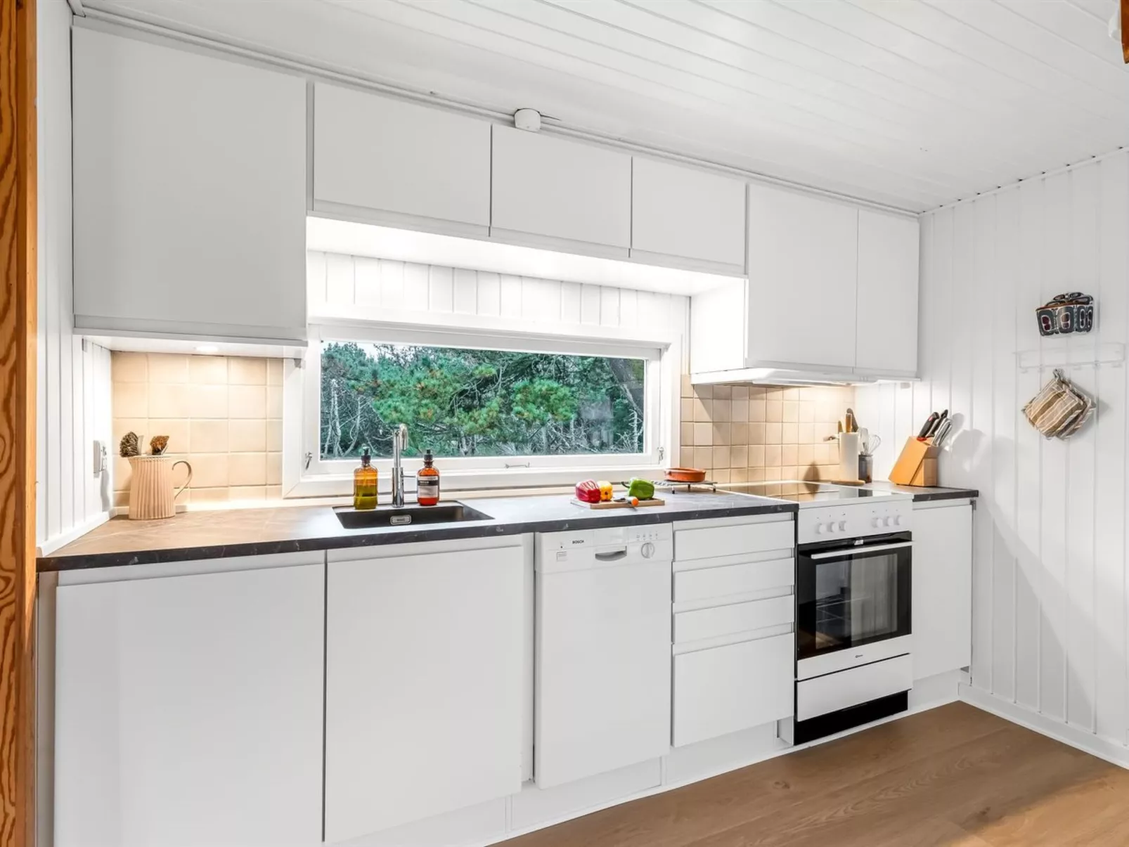 "Glady" - 500m from the sea-Binnen