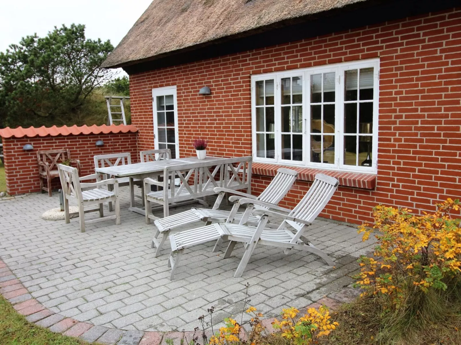 "Lioba" - 400m from the sea-Buiten