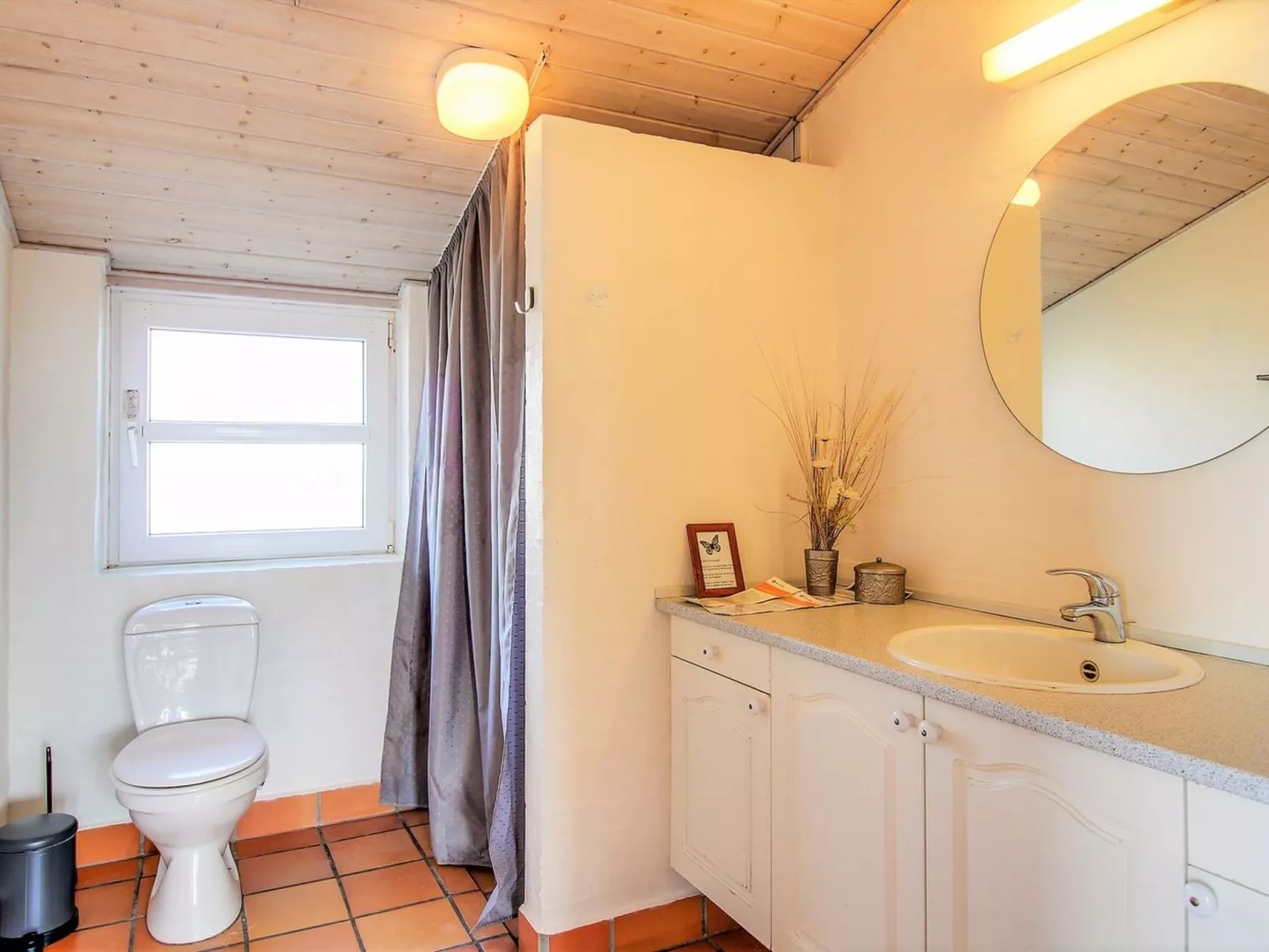 "Petkana" - 700m from the sea-Binnen