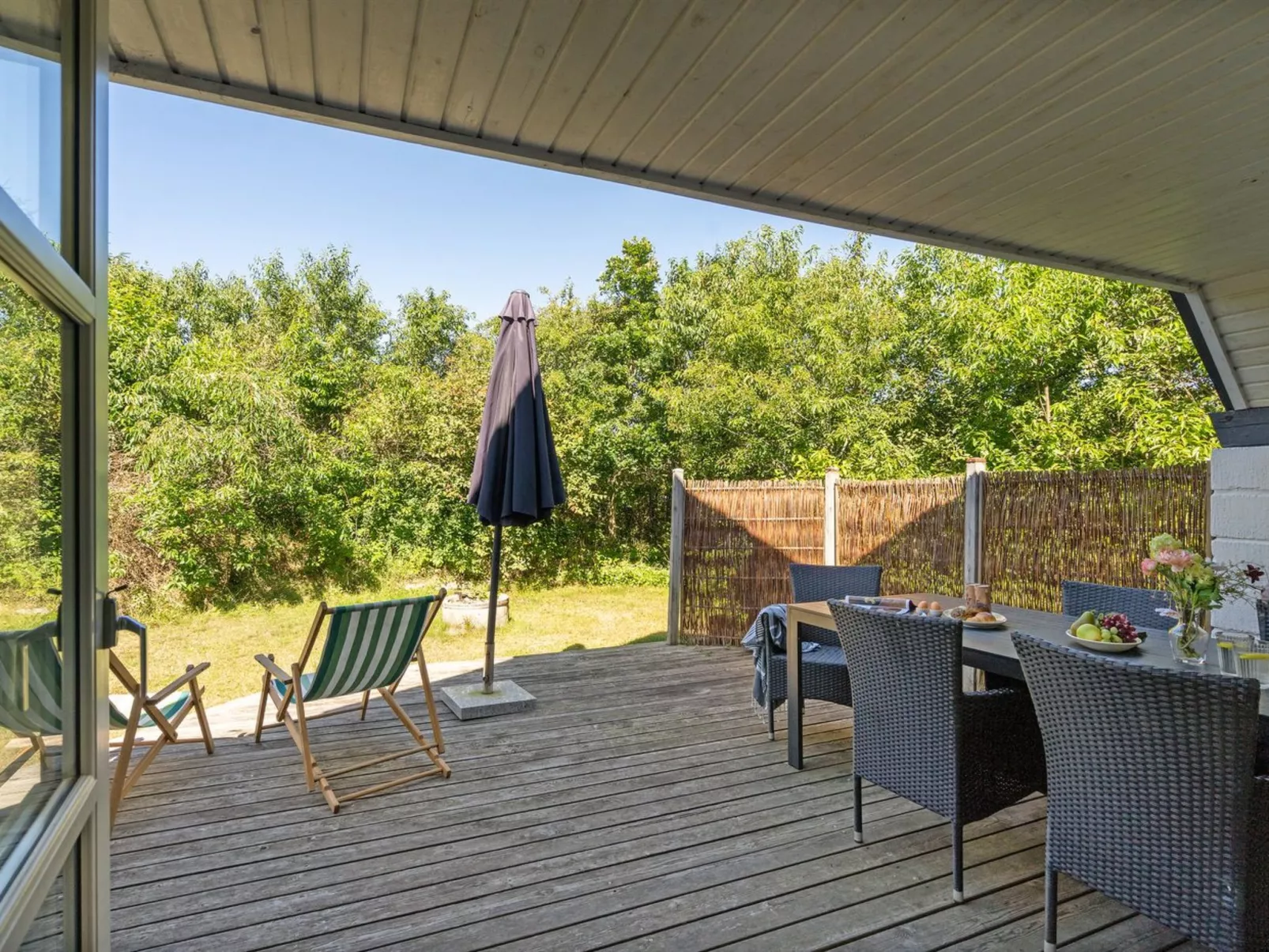 "Amelia" - 250m to the fjord-Buiten