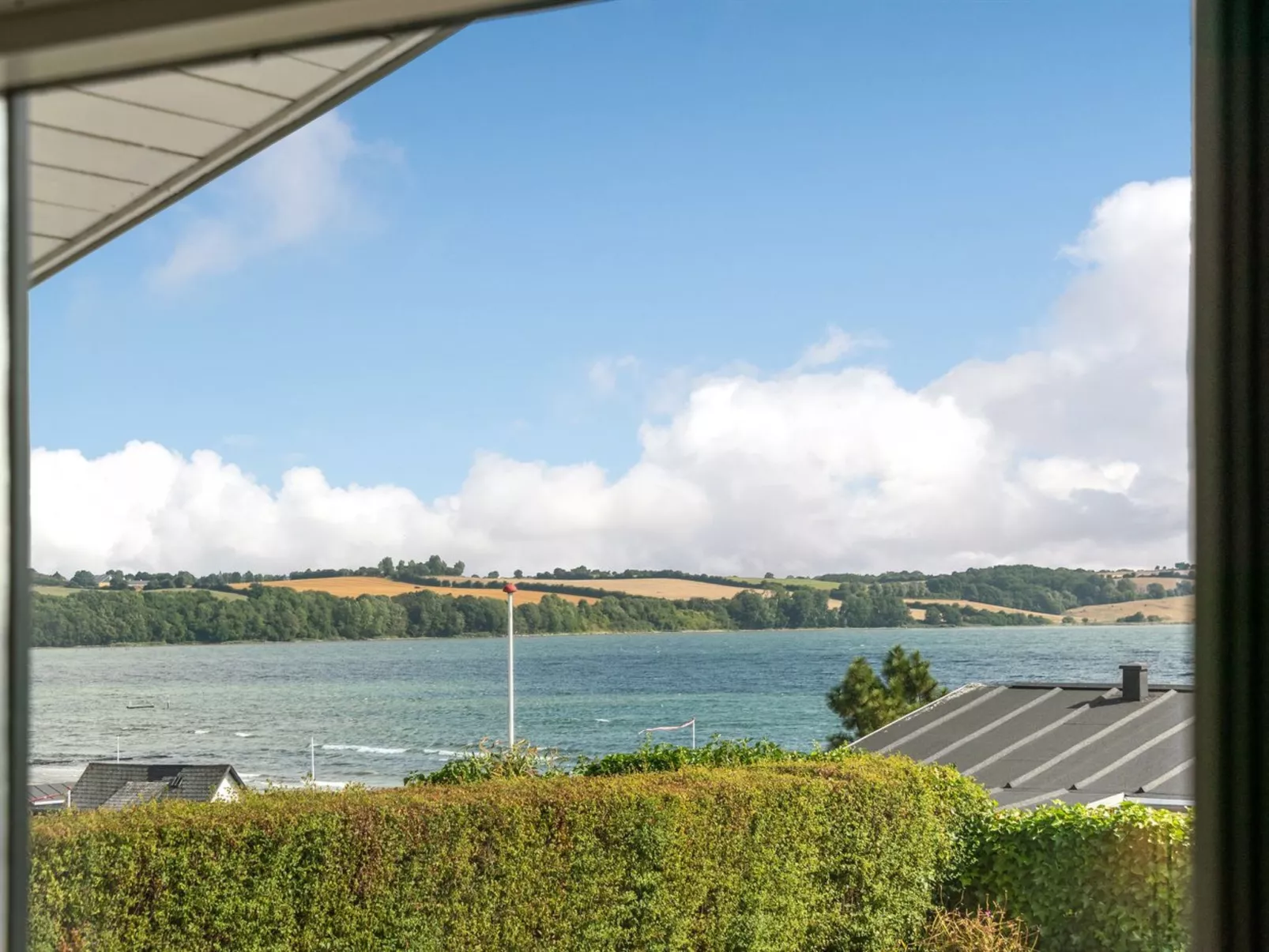 "Beowulf" - 200m from the sea-Buiten