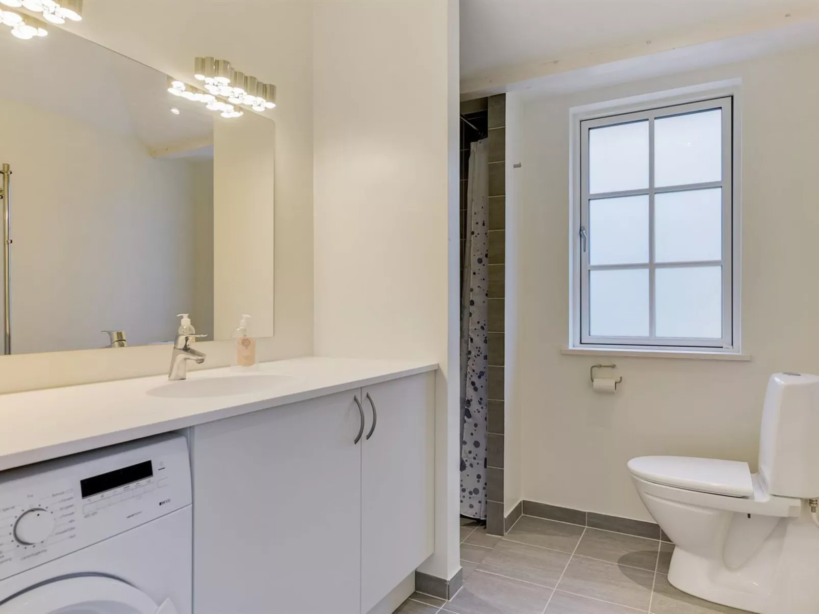 "Auke" - 100m from the sea-Binnen