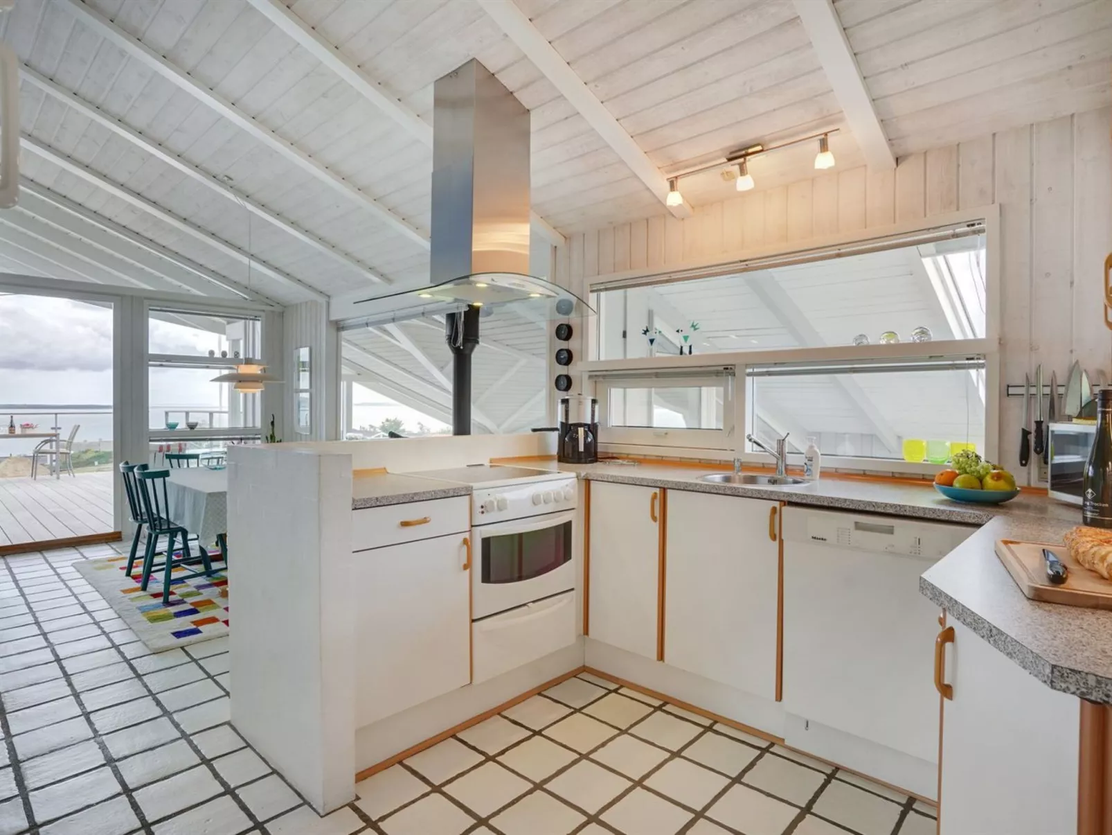 "Eilen" - 250m from the sea-Binnen