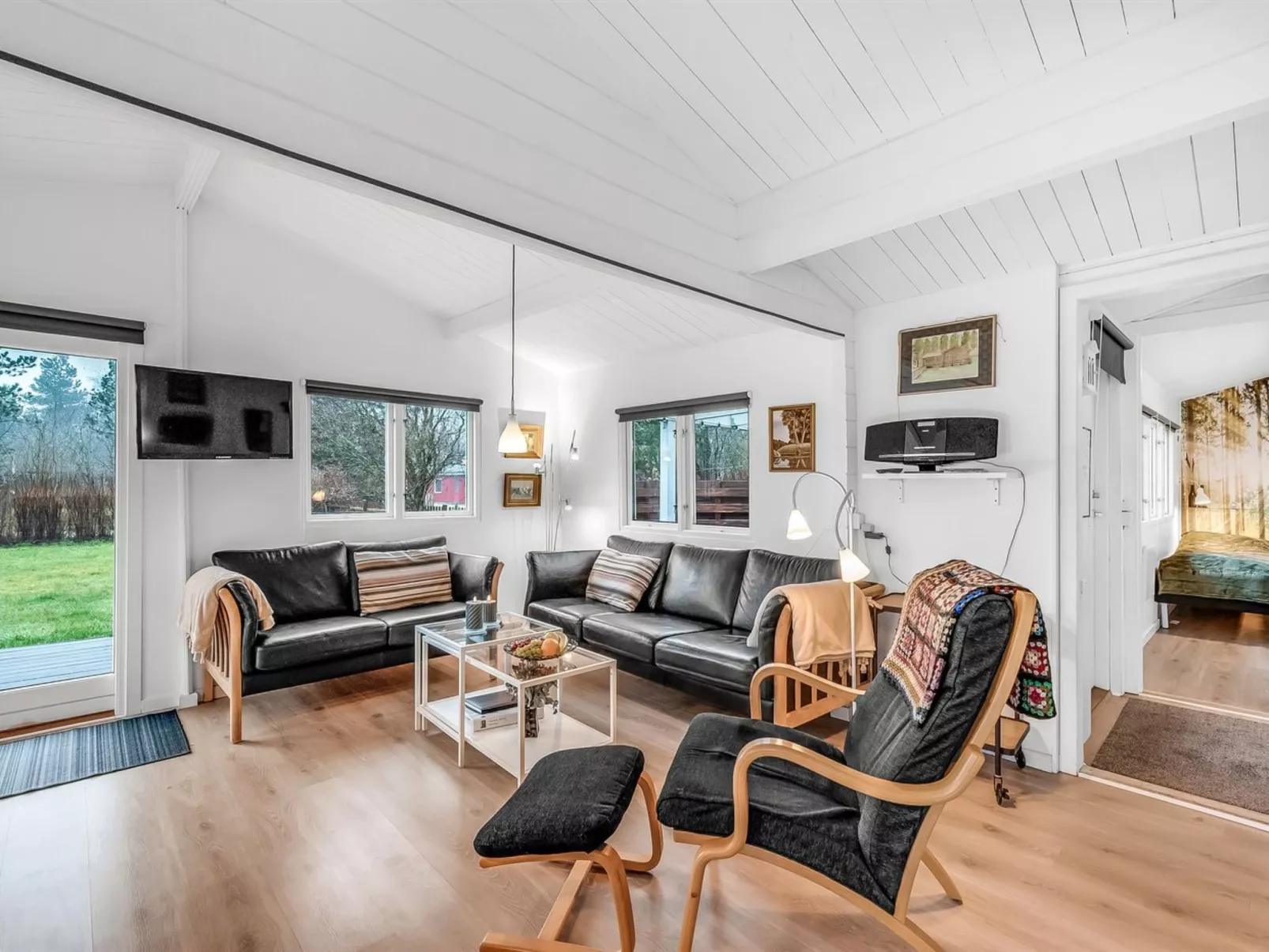 "Staffan" - 200m to the fjord-Binnen