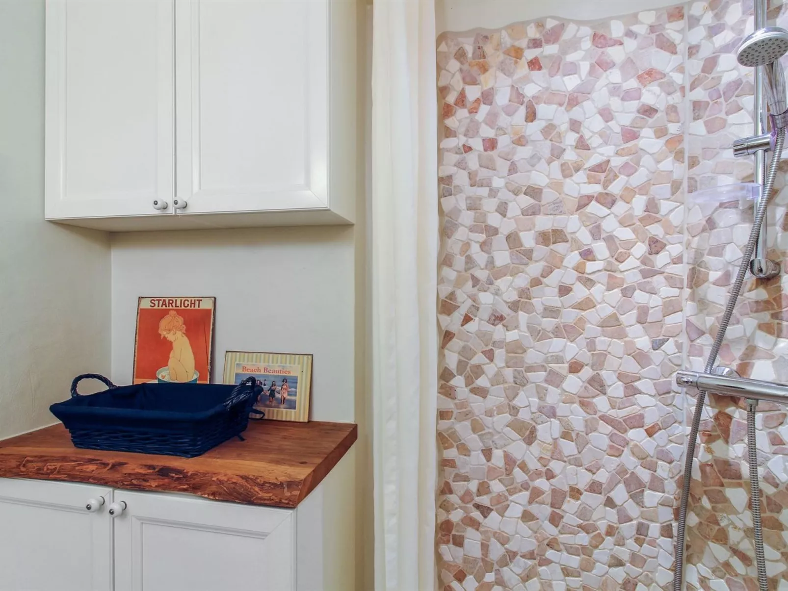 "Asa" - 75m from the sea-Binnen