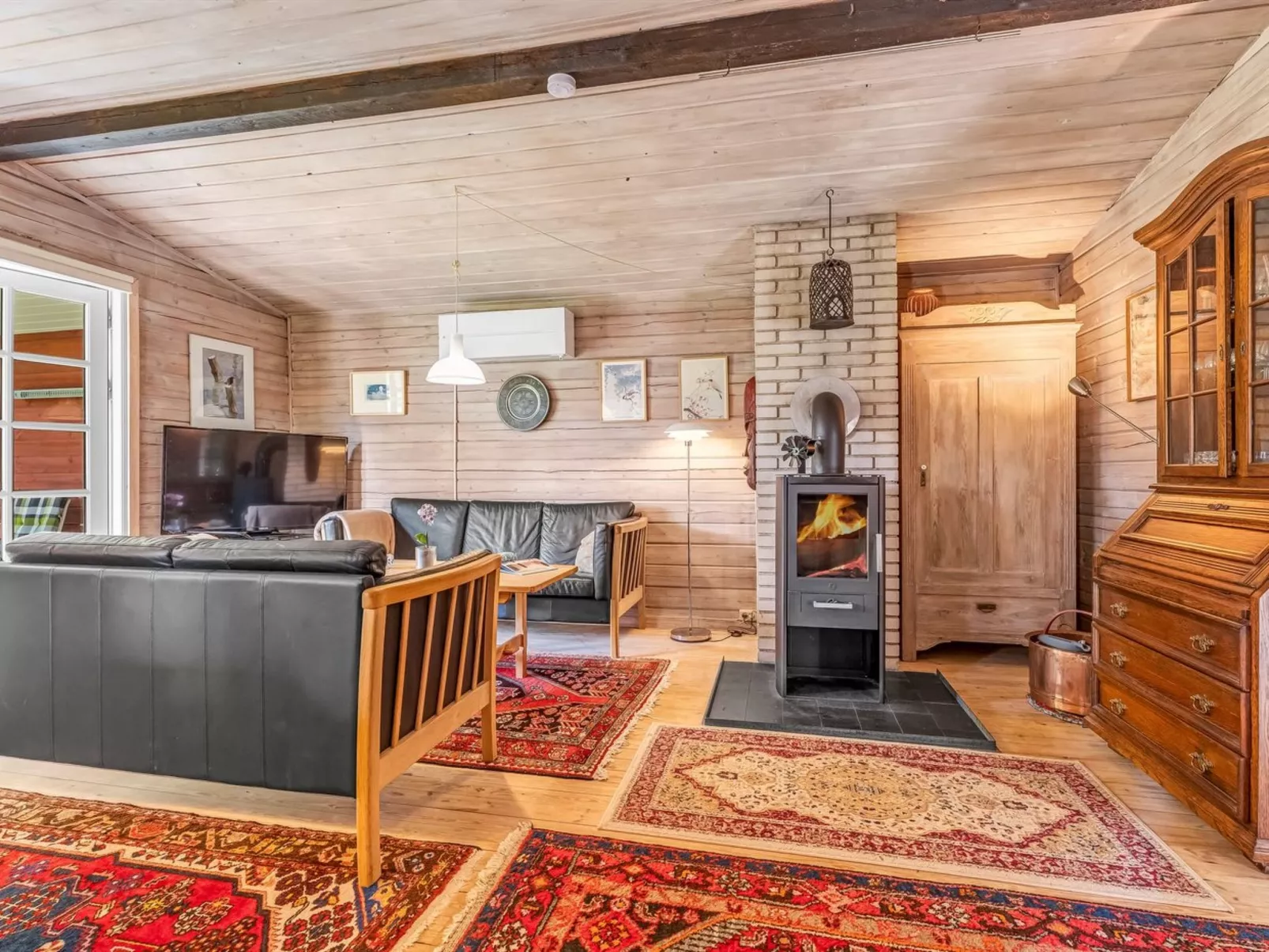 "Berit" - 700m from the sea-Binnen