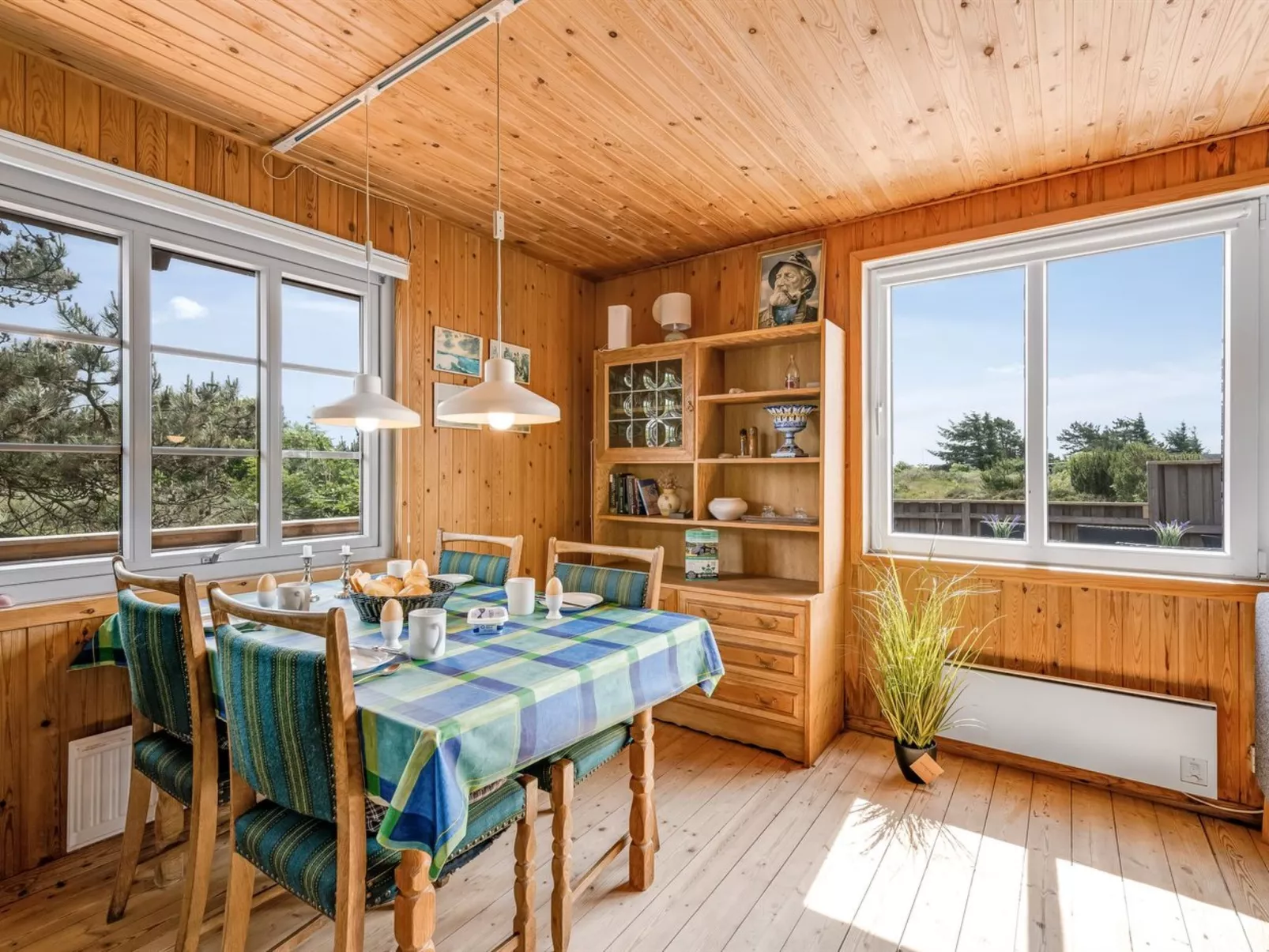 "Dina" - 200m to the fjord-Binnen