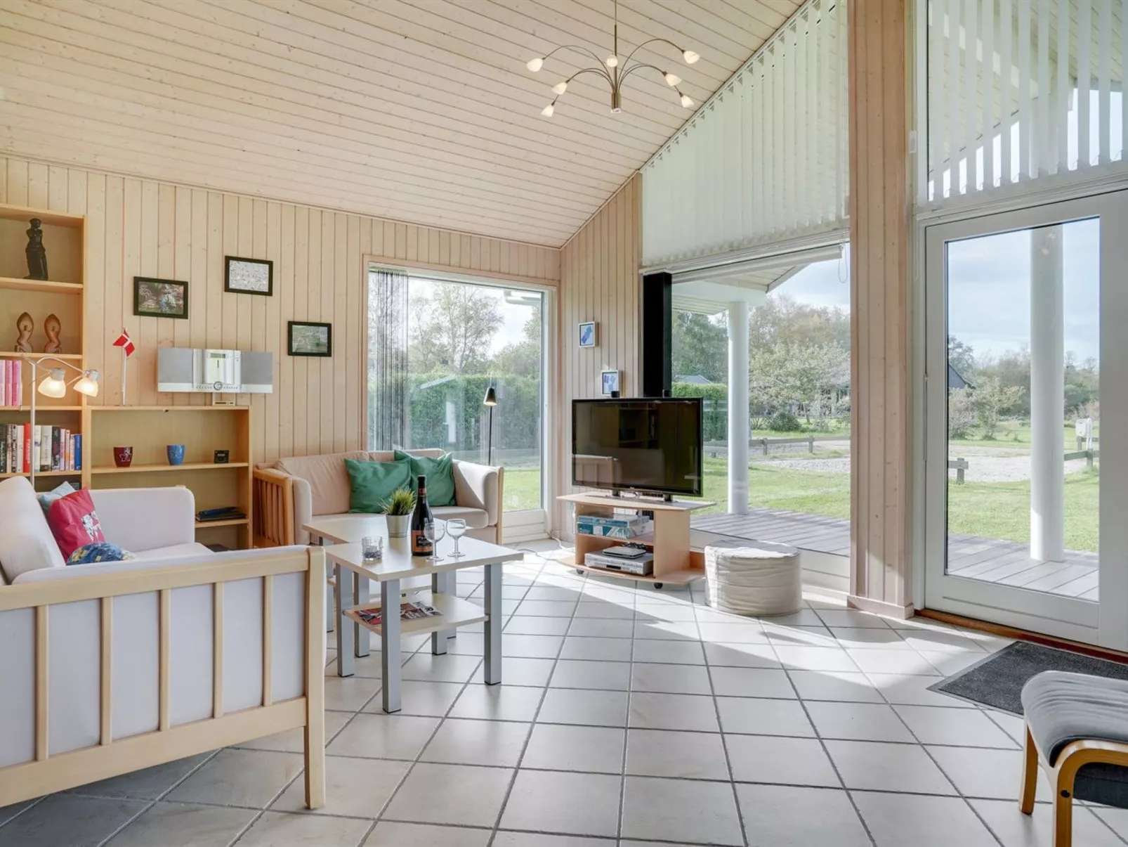 "Olina" - 1km from the sea-Binnen