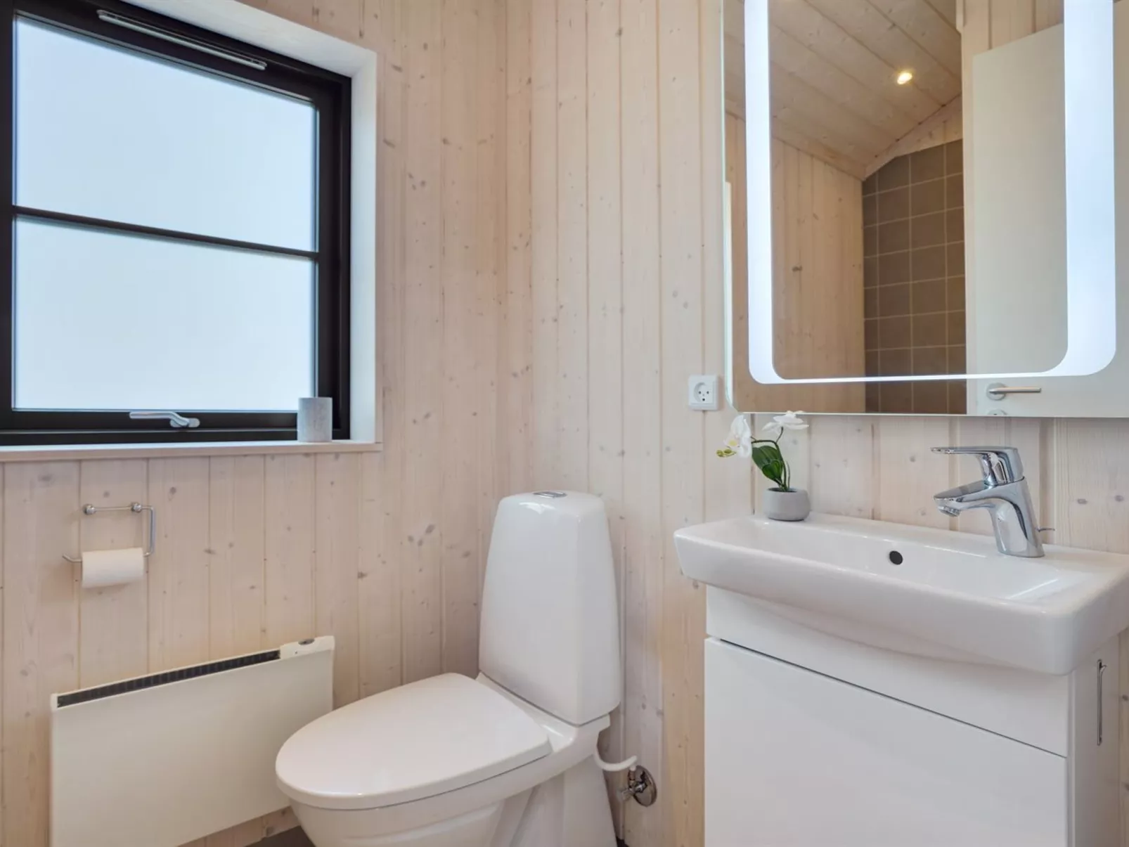 "Gunver" - 150m from the sea-Binnen