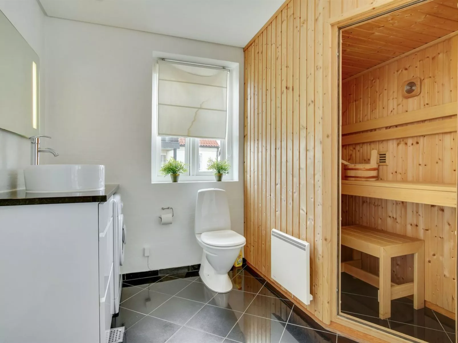 "Adrian" - 200m from the sea-Binnen