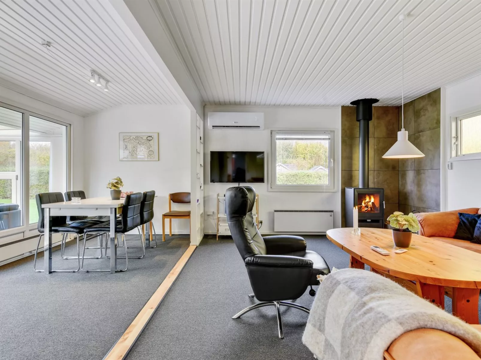 "Cenia" - 450m from the sea-Binnen