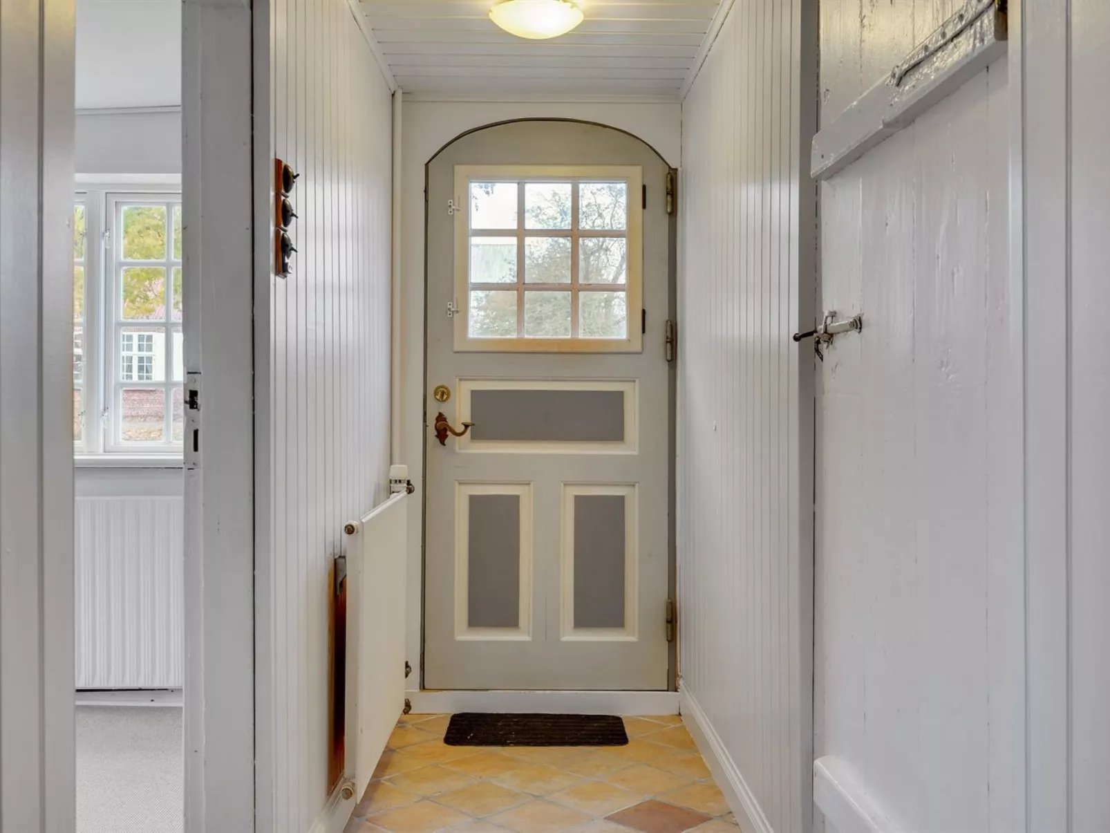 "Ilsa" - 9.8km from the sea-Binnen