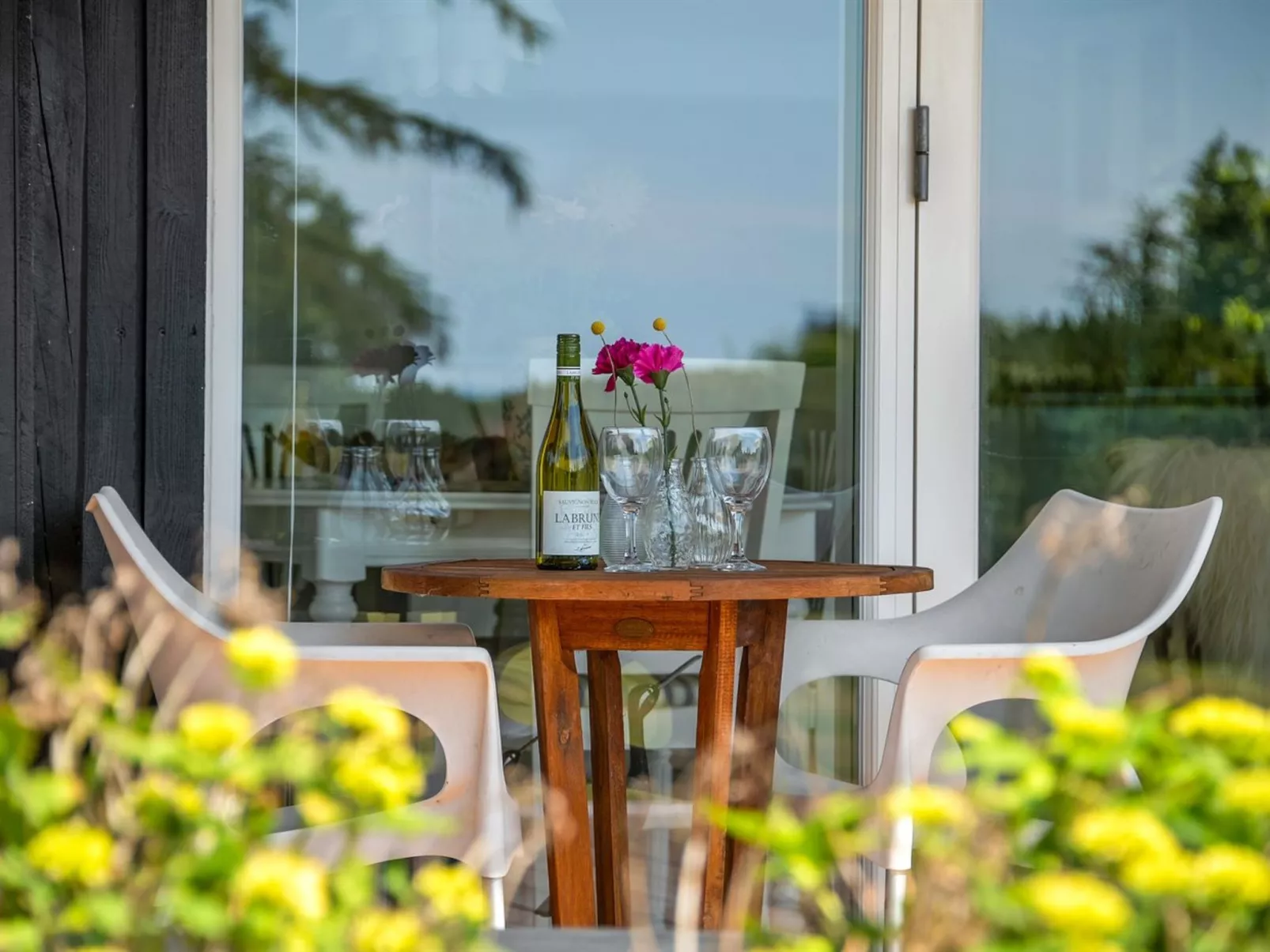 "Bisera" - 150m from the sea-Binnen