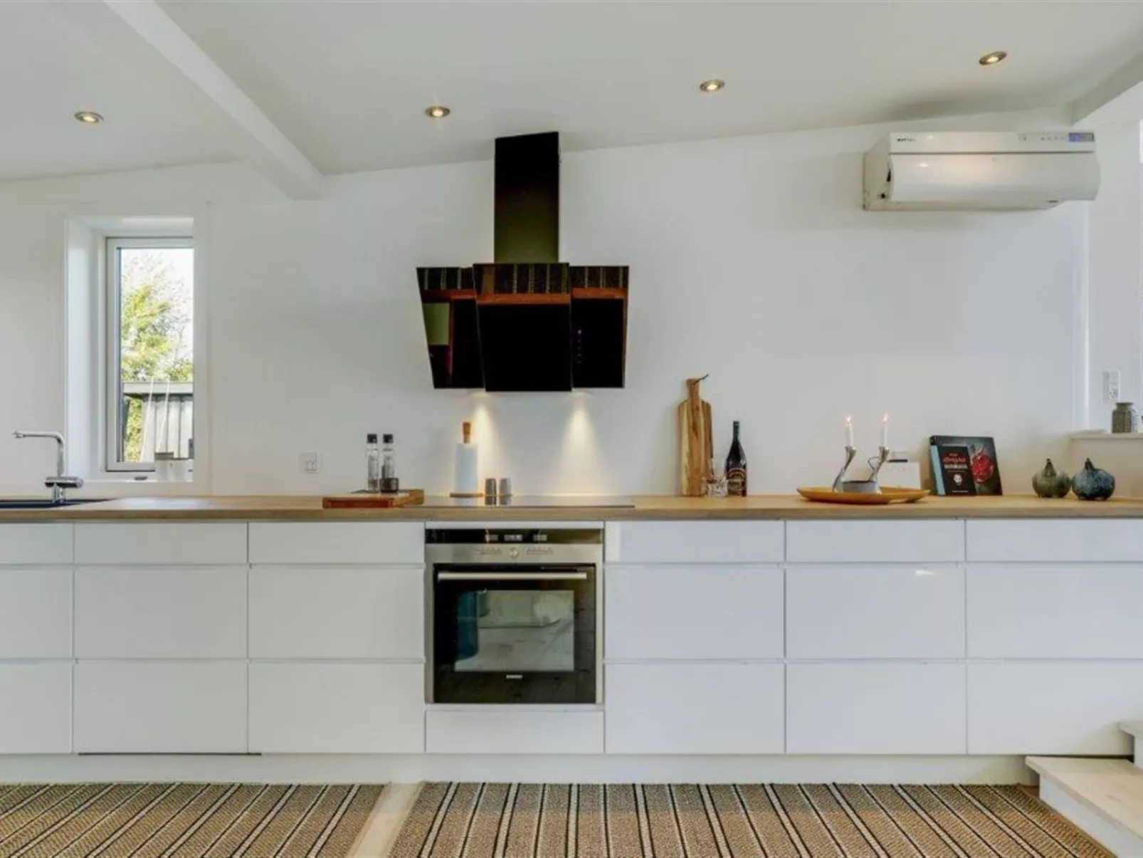 "Helin" - 100m from the sea-Binnen