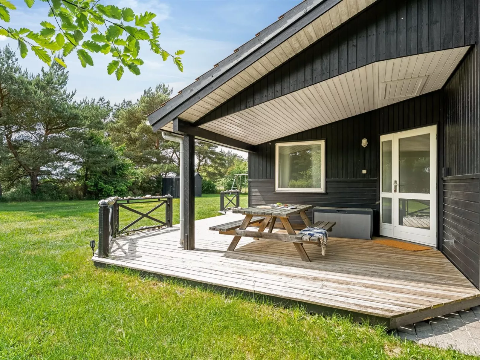 "Allie" - 150m from the sea-Buiten