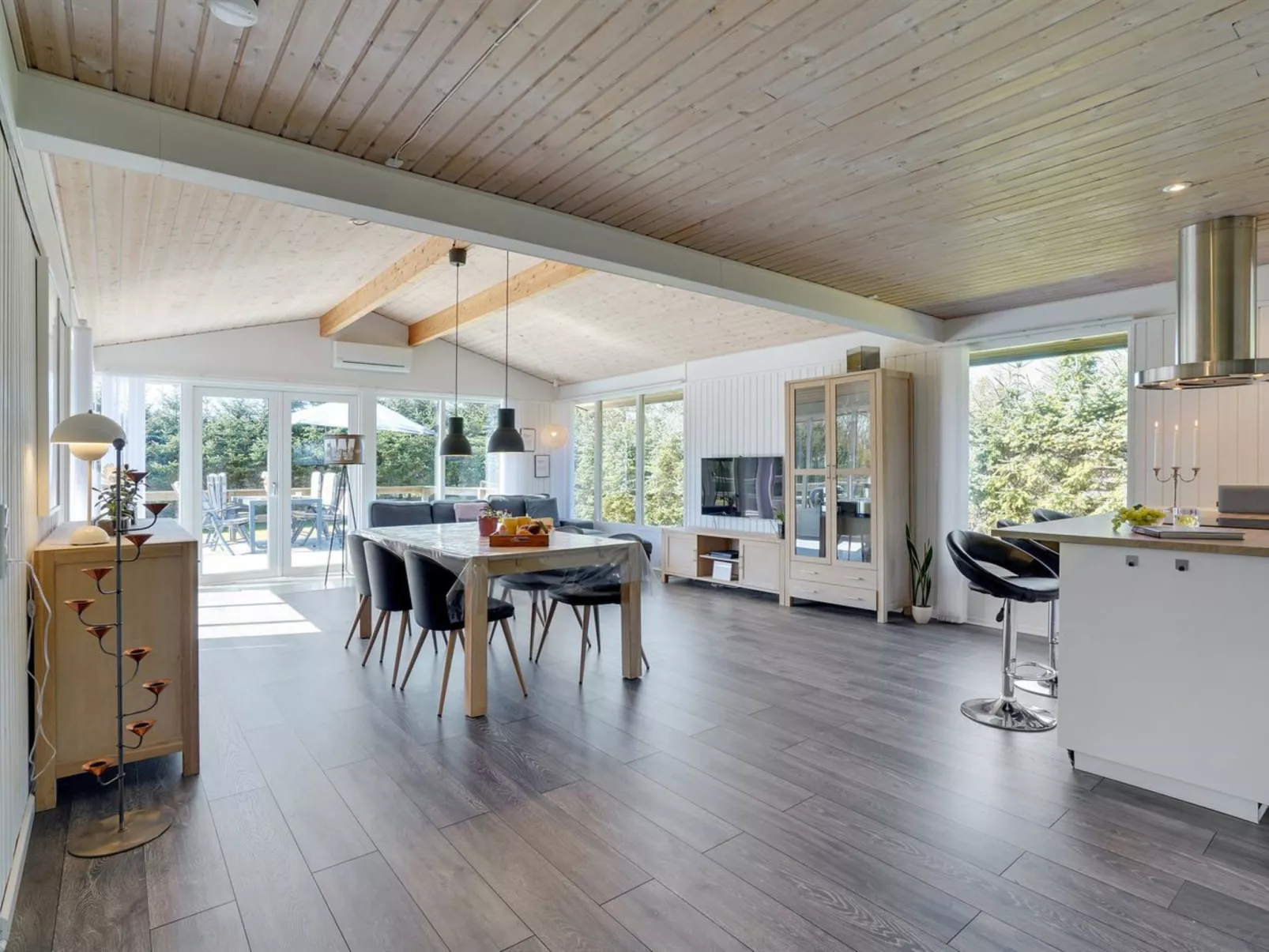 "Matilde" - 400m to the fjord-Binnen