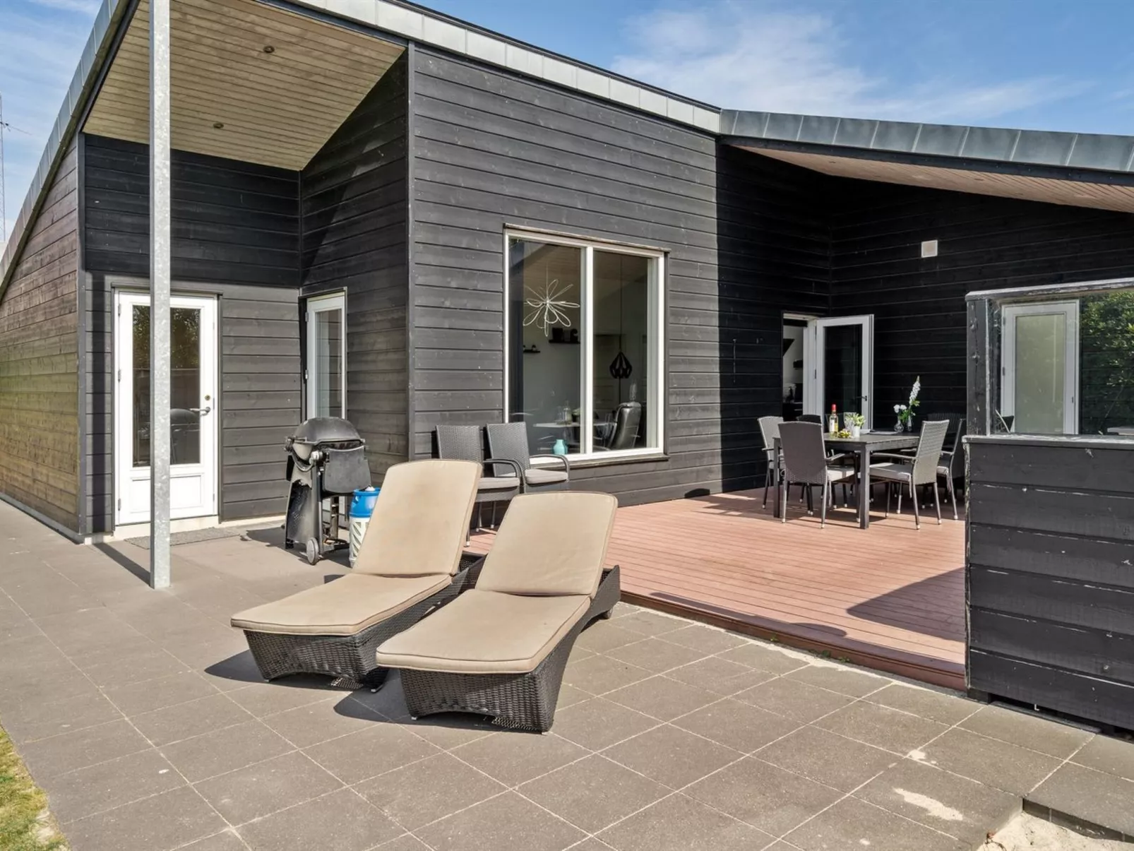 "Siegfried" - 500m from the sea-Buiten