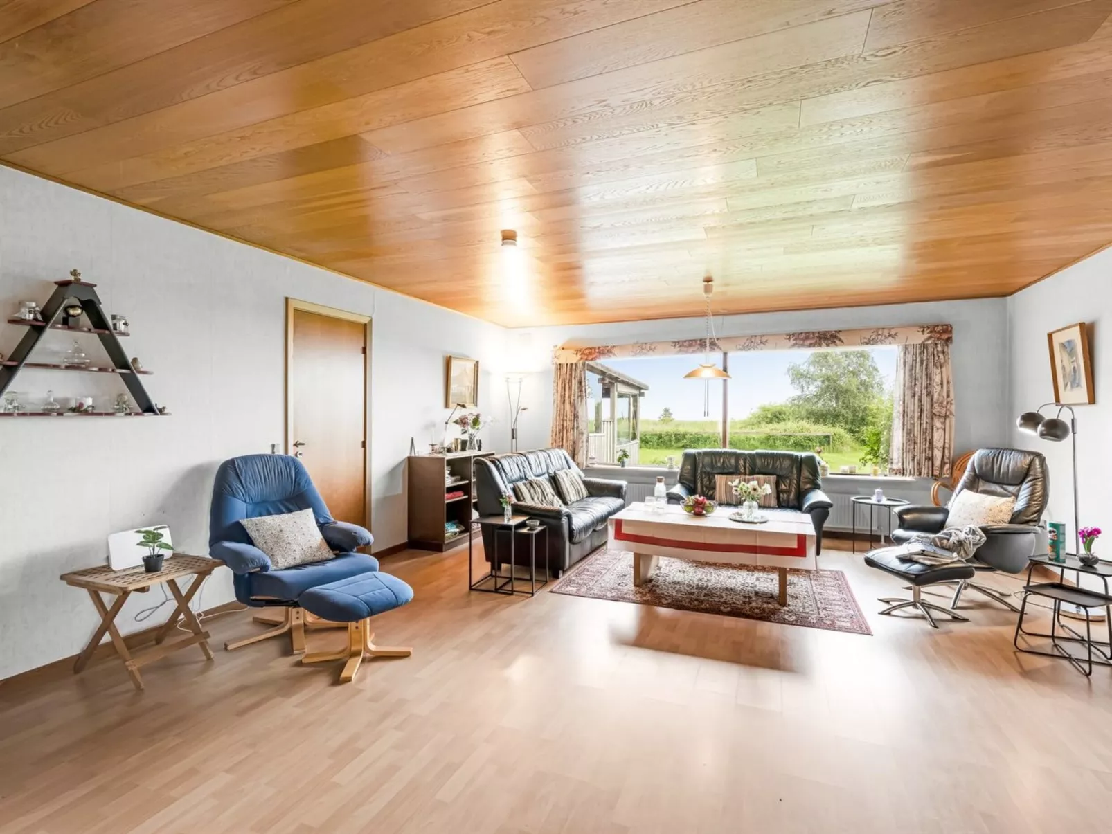 "Jalmari" - 3.5km from the sea-Binnen