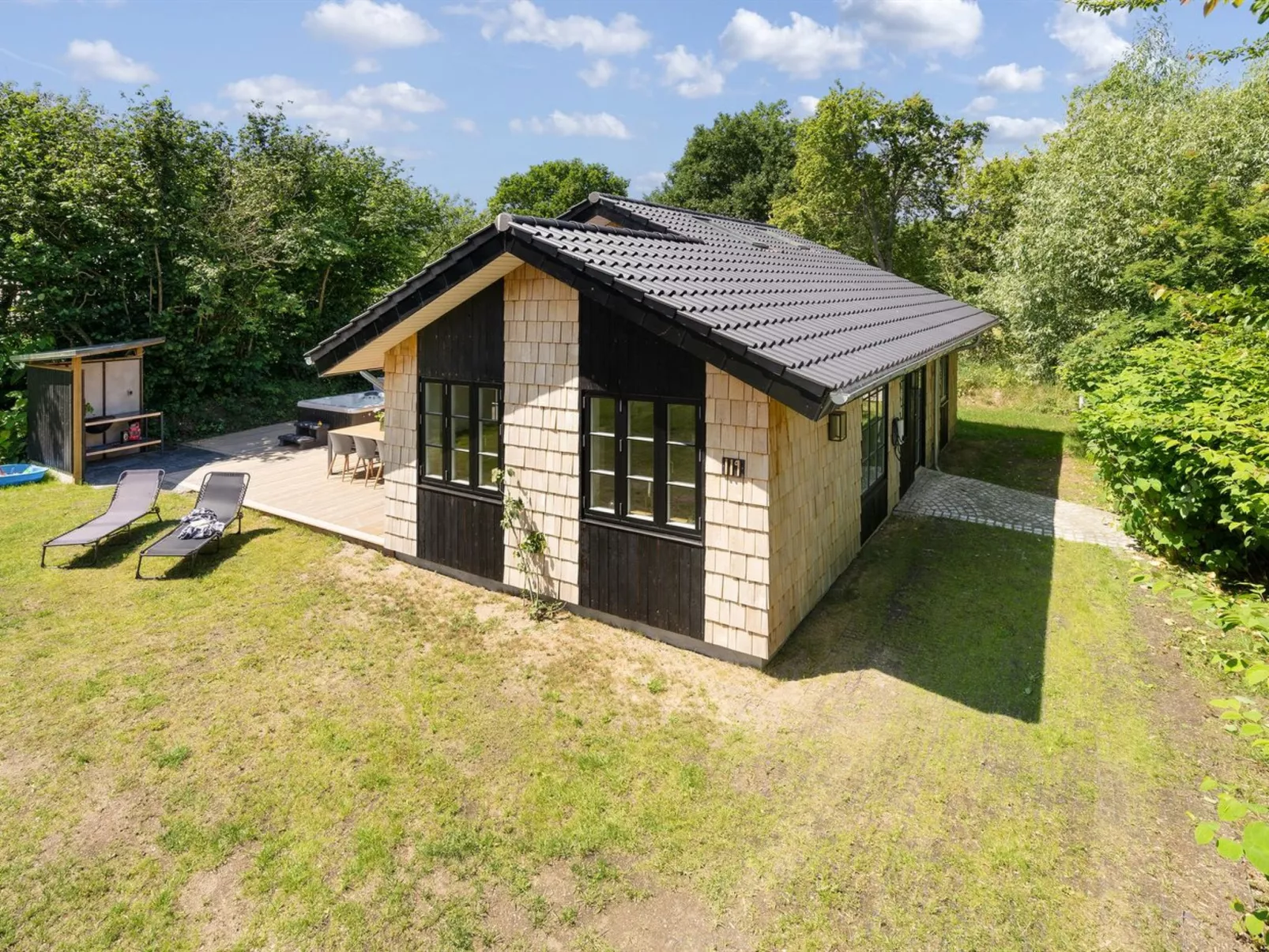 "Kerkko" - 150m from the sea-Buiten