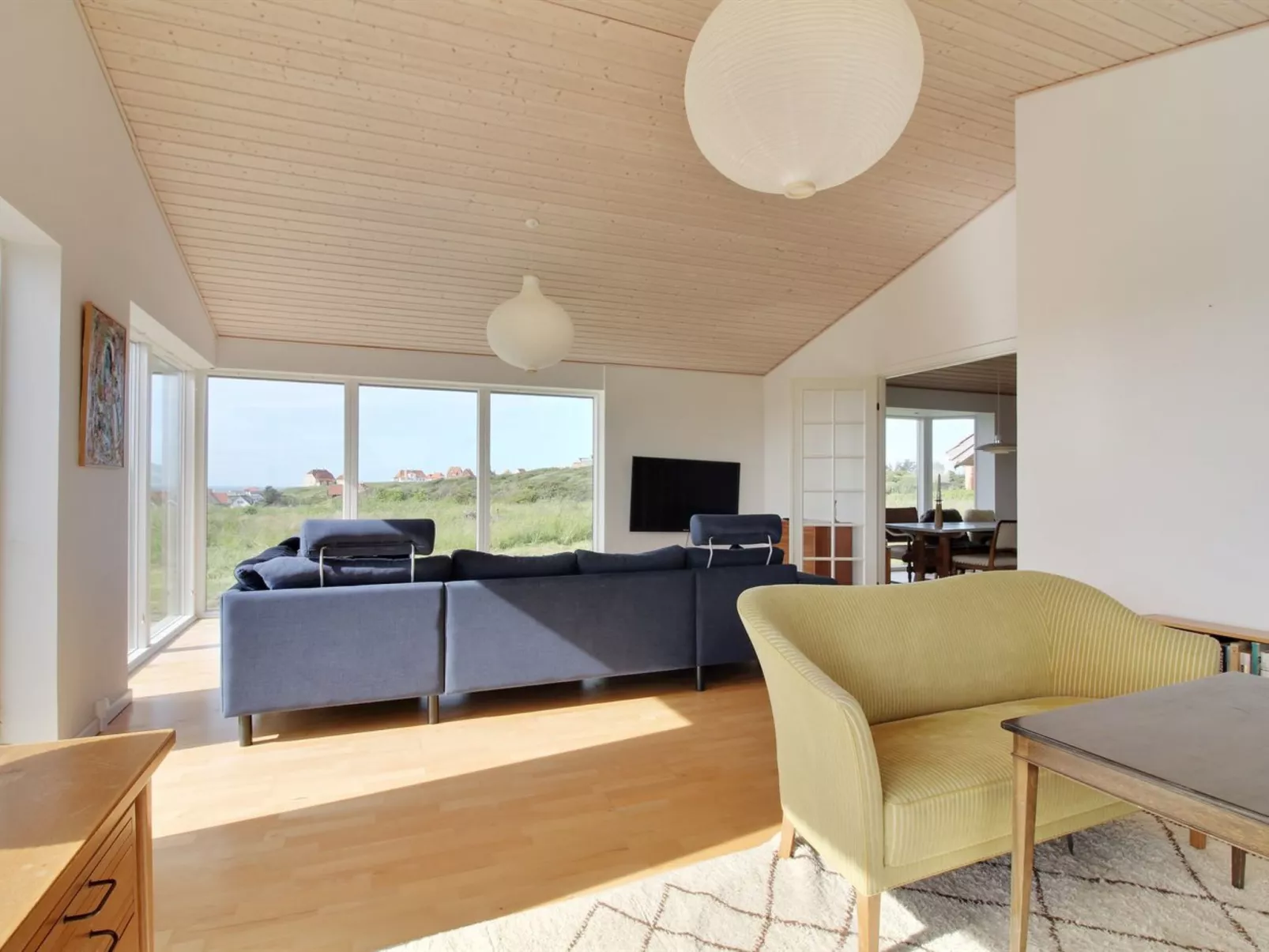 "Amalia" - 500m from the sea-Binnen