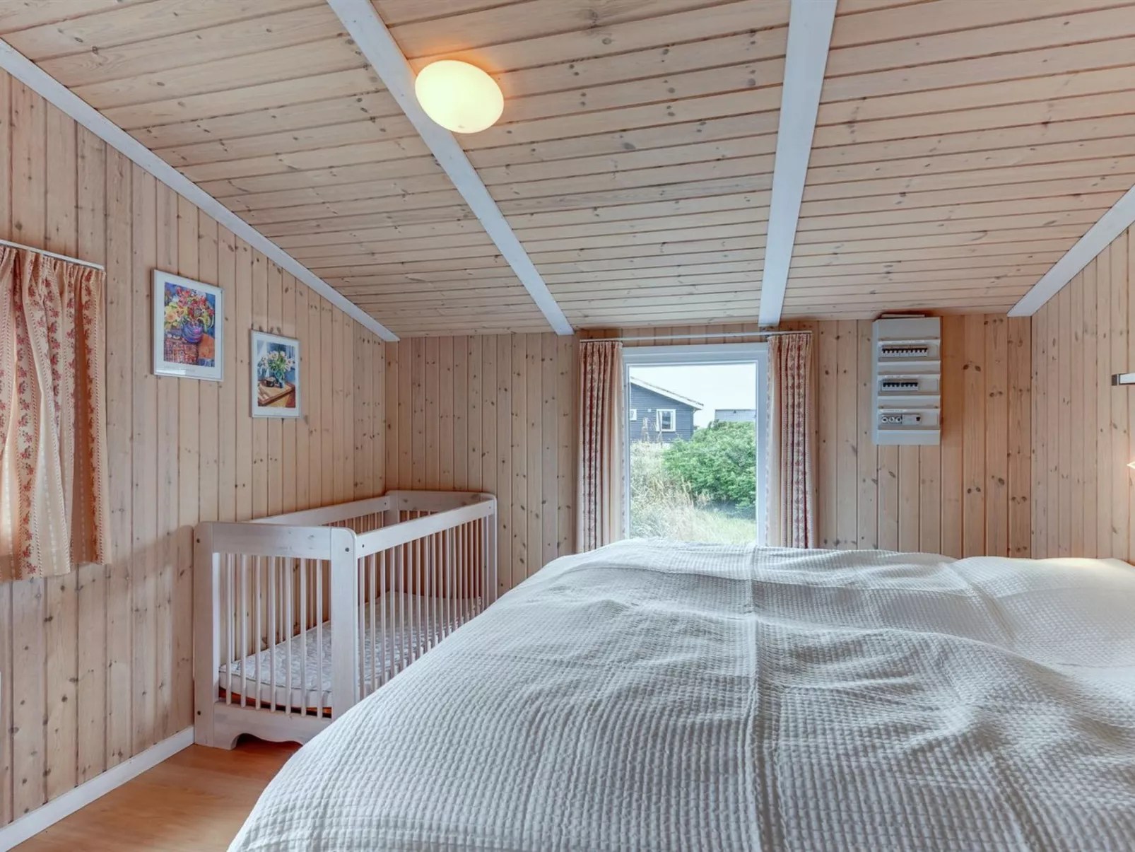 "Mogens" -  from the sea-Binnen