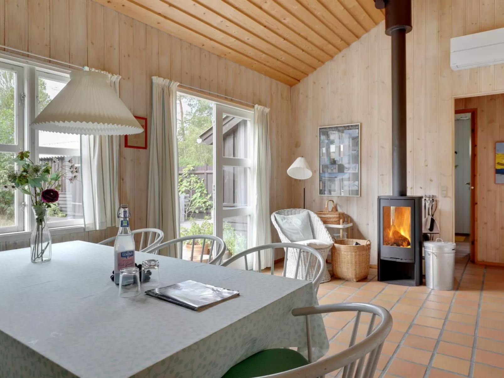 "Læff" - 50m from the sea-Binnen