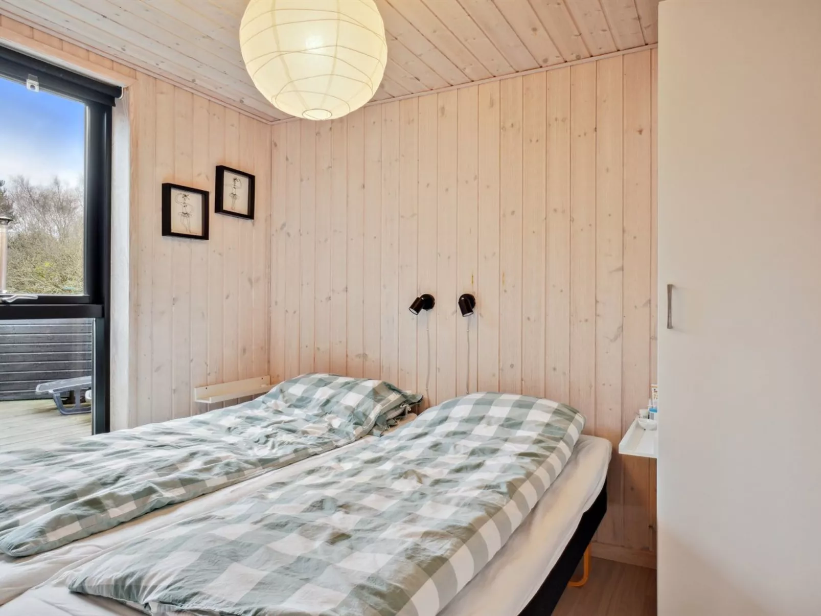 "Dyke" - 1.5km from the sea-Binnen