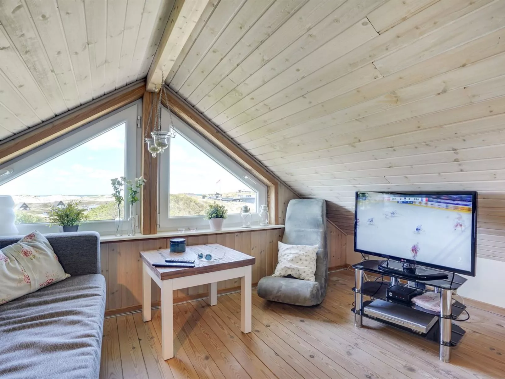 "Byrial" - 200m from the sea-Binnen