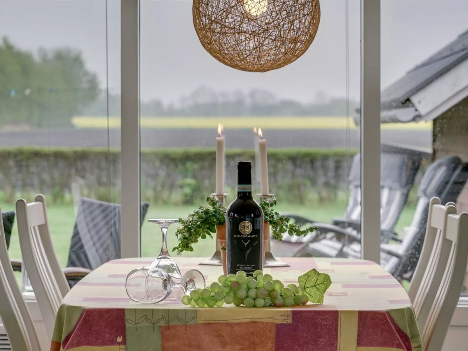 "Ainikki" - 200m from the sea-Binnen