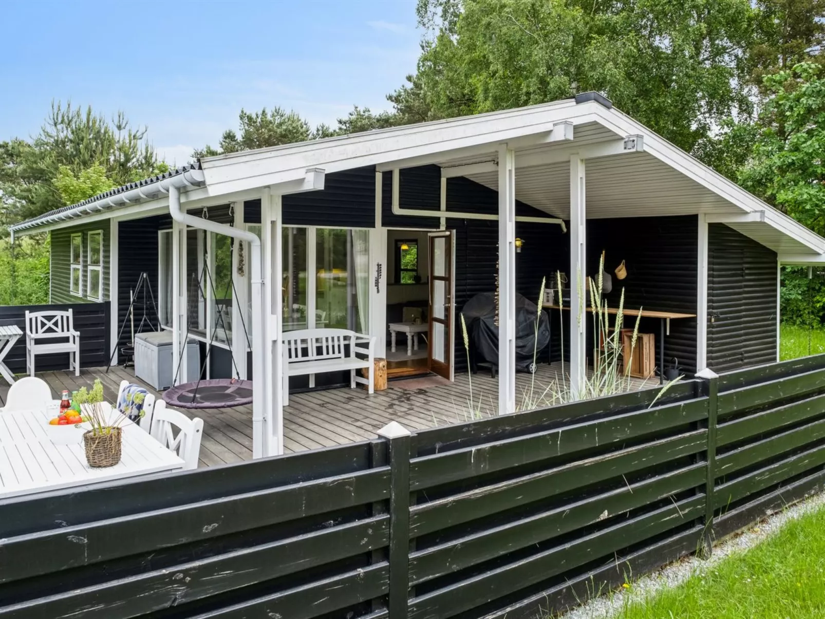 "Morten" - 500m from the sea-Buiten